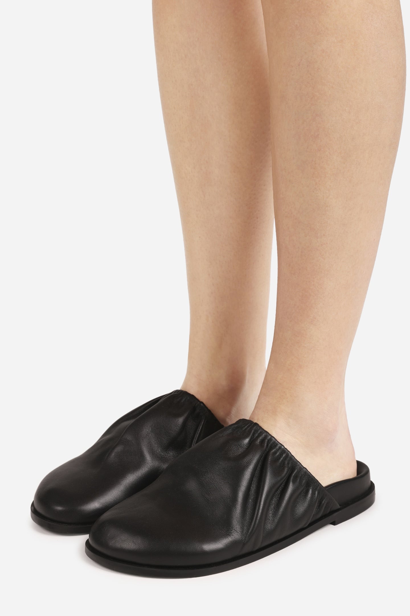 YLA-NA LOW SHOE BLACK 2