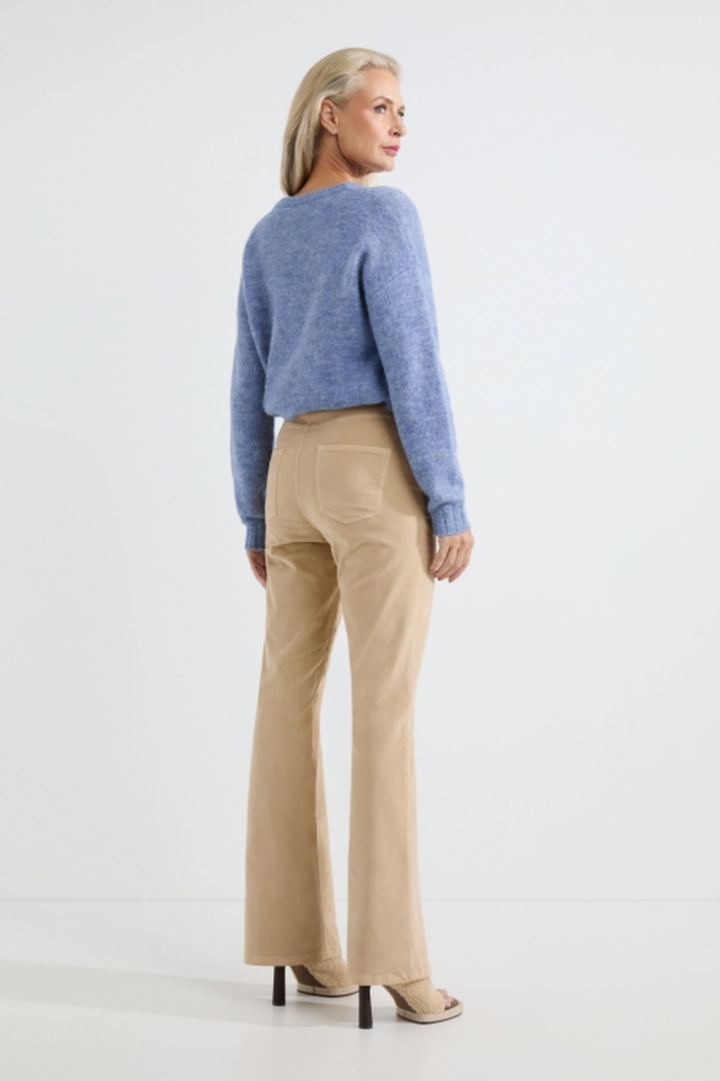ANDREA SWEATER INDIGO 4