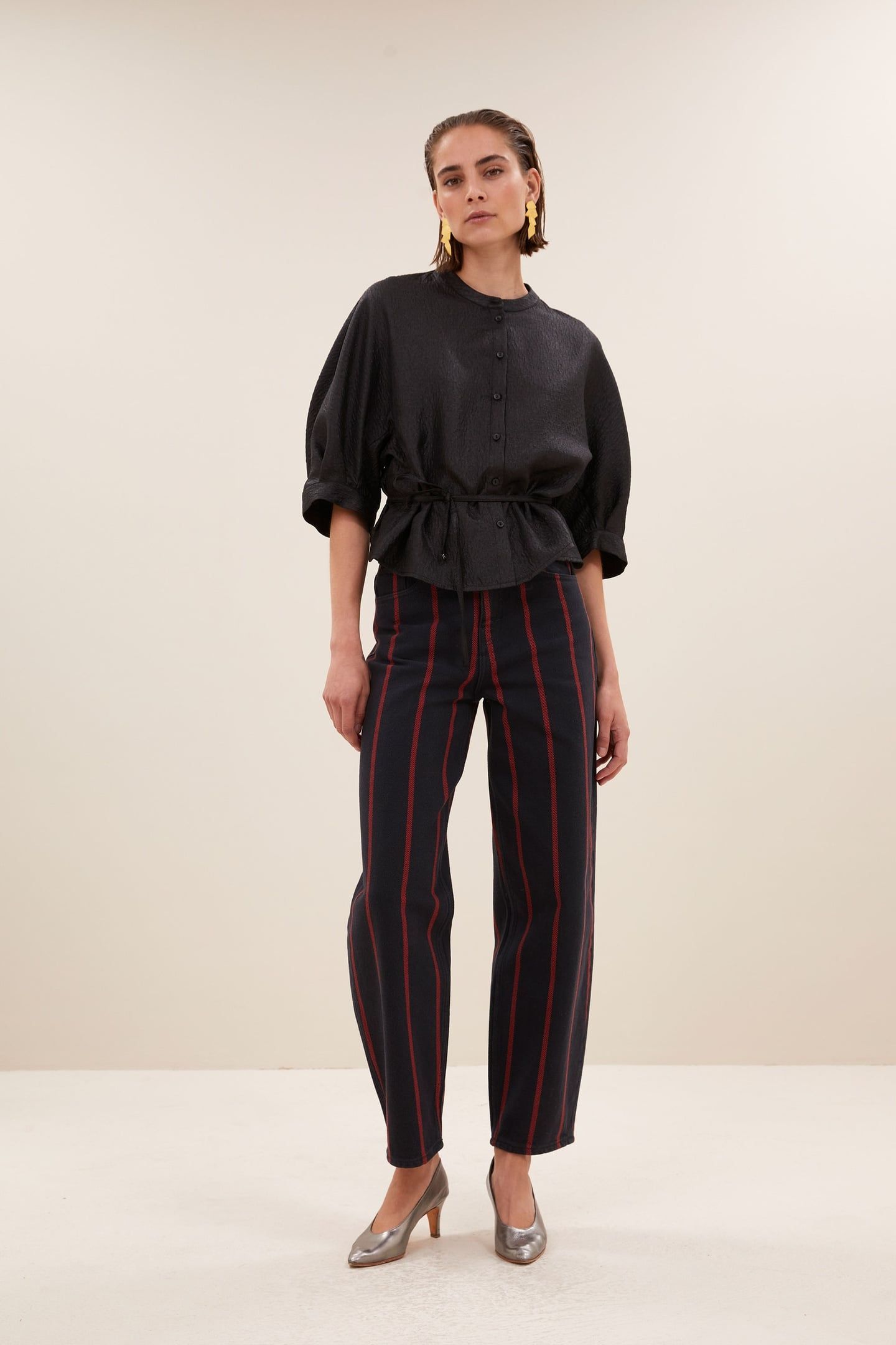 CHRISTI BUBBLE BLOUSE BLACK 1