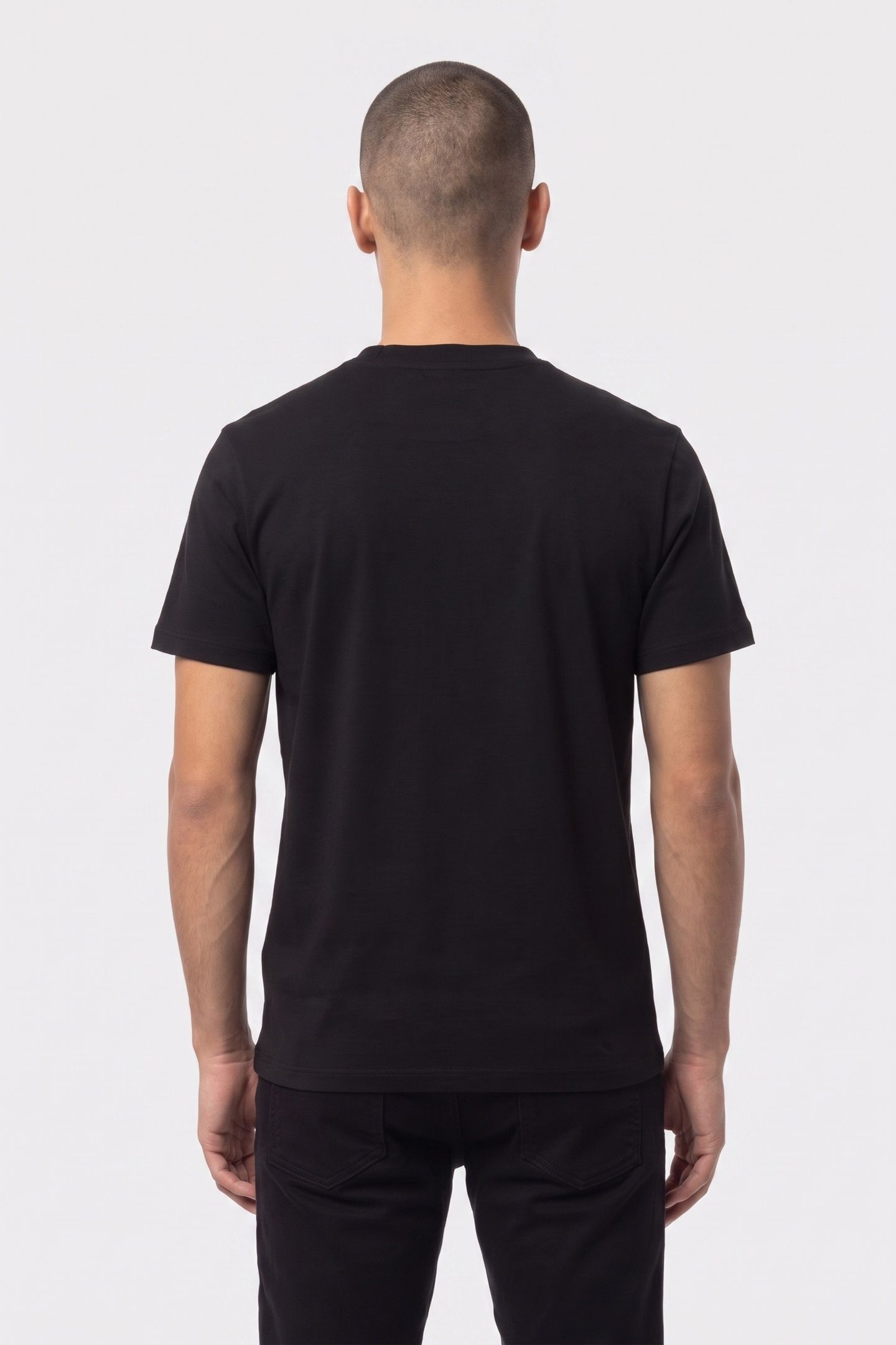 SS CN GUESS BOX LOGO JET BLACK A996 2