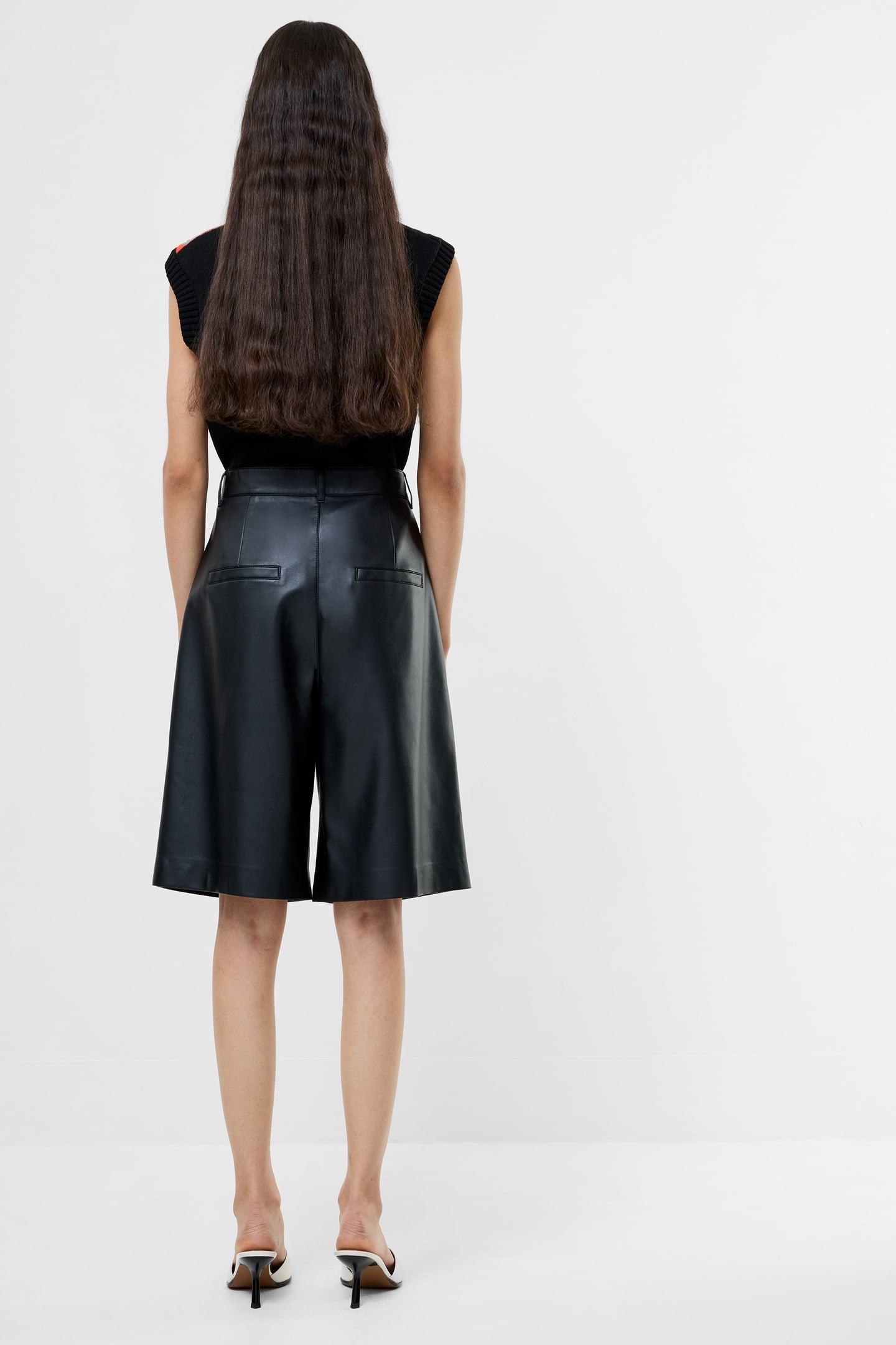 CROLENDA PU BERMUDA SHORTS BLACK 2