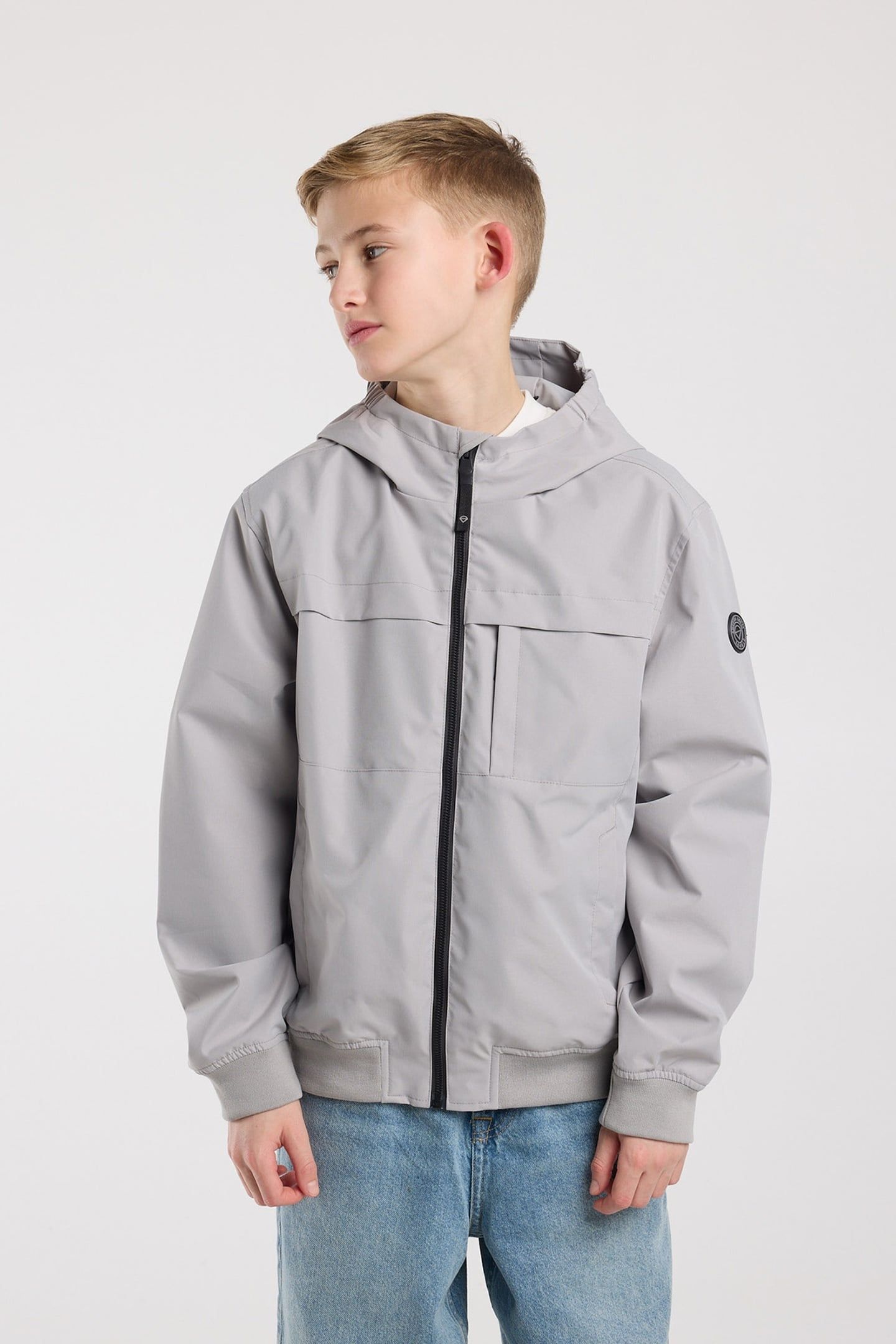 JARRELL JR LIGHT GREY 1