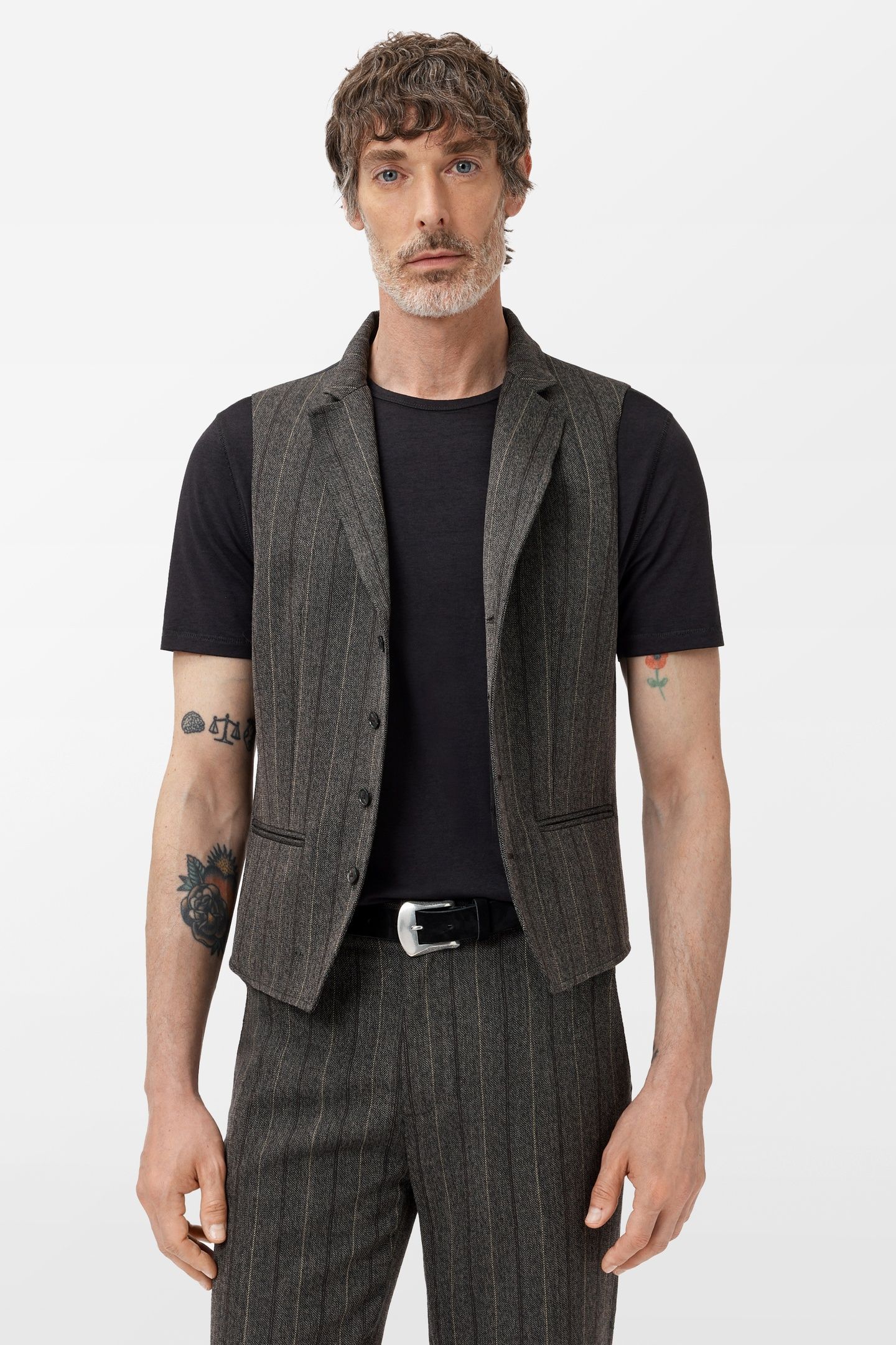 ARENAS VEST DARK BROWN 1