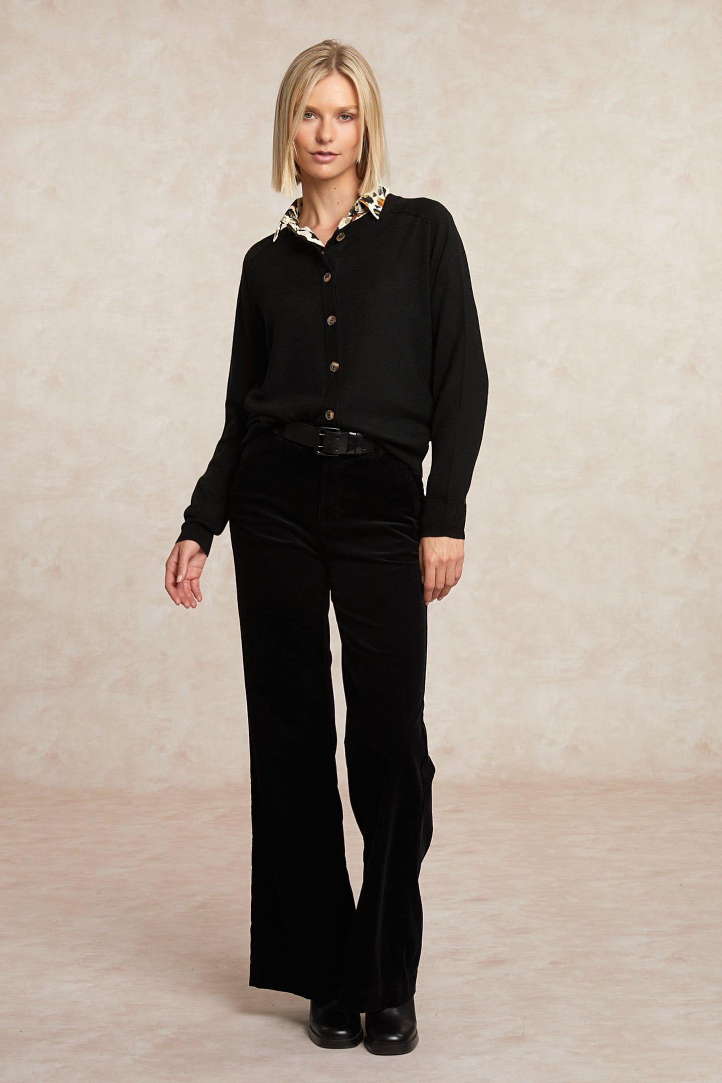 BUTTONED MERINO WOOL CREW NECK CARDIGAN BLACK 1