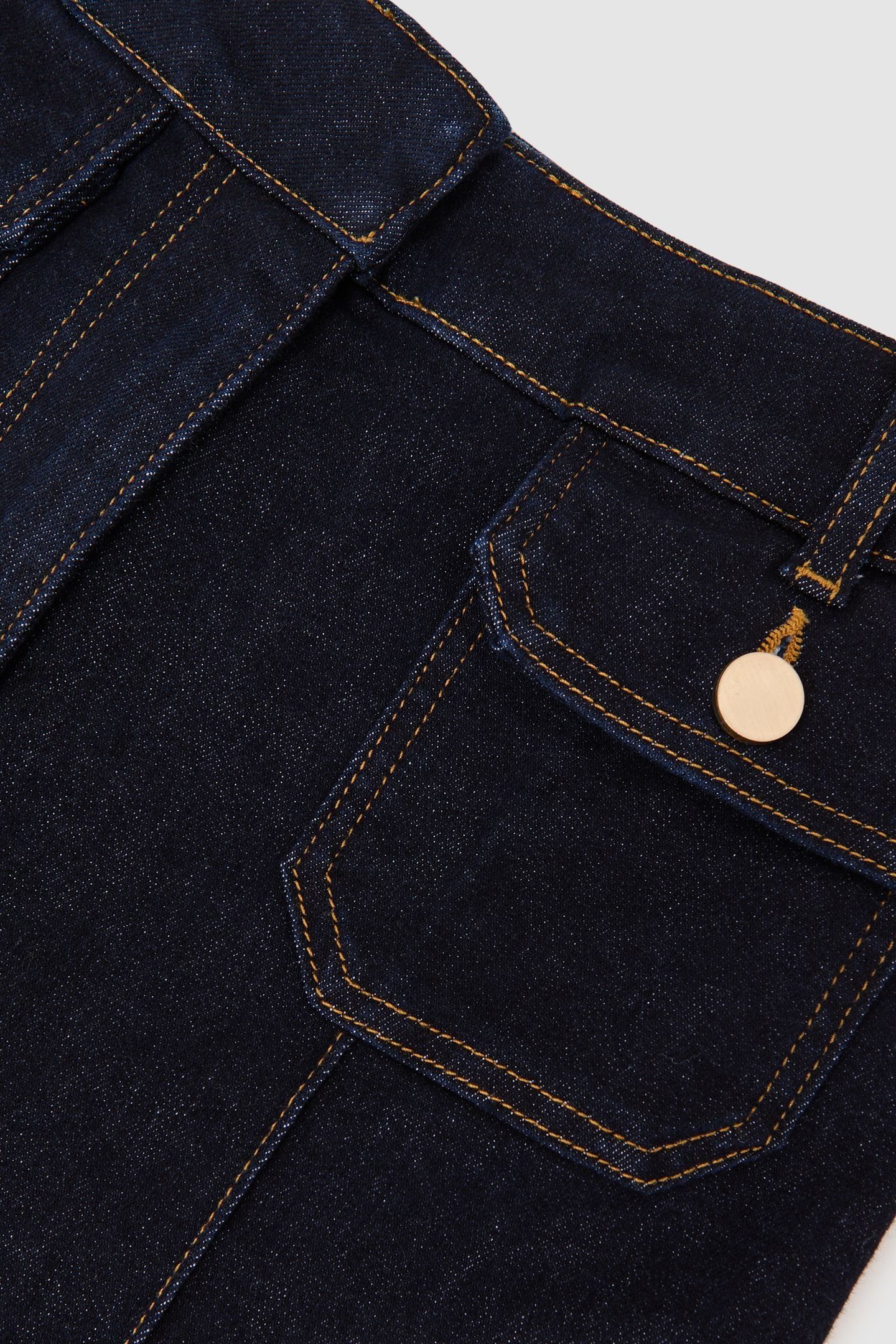 BUTTON DETAIL FLARE JEAN DARK BLUE 6