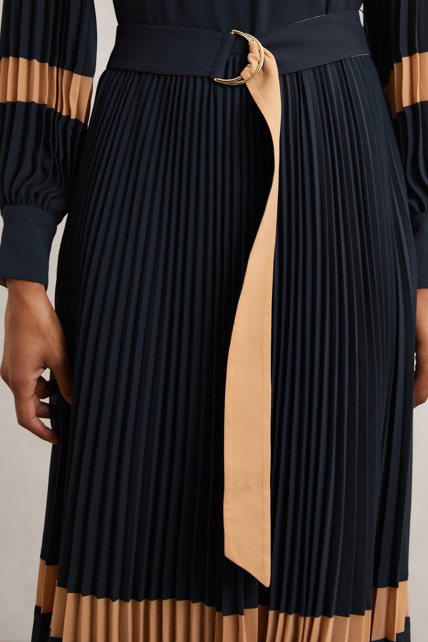 COLOUR BLOCK PLEATED DRESS NAVY/CAMEL 6
