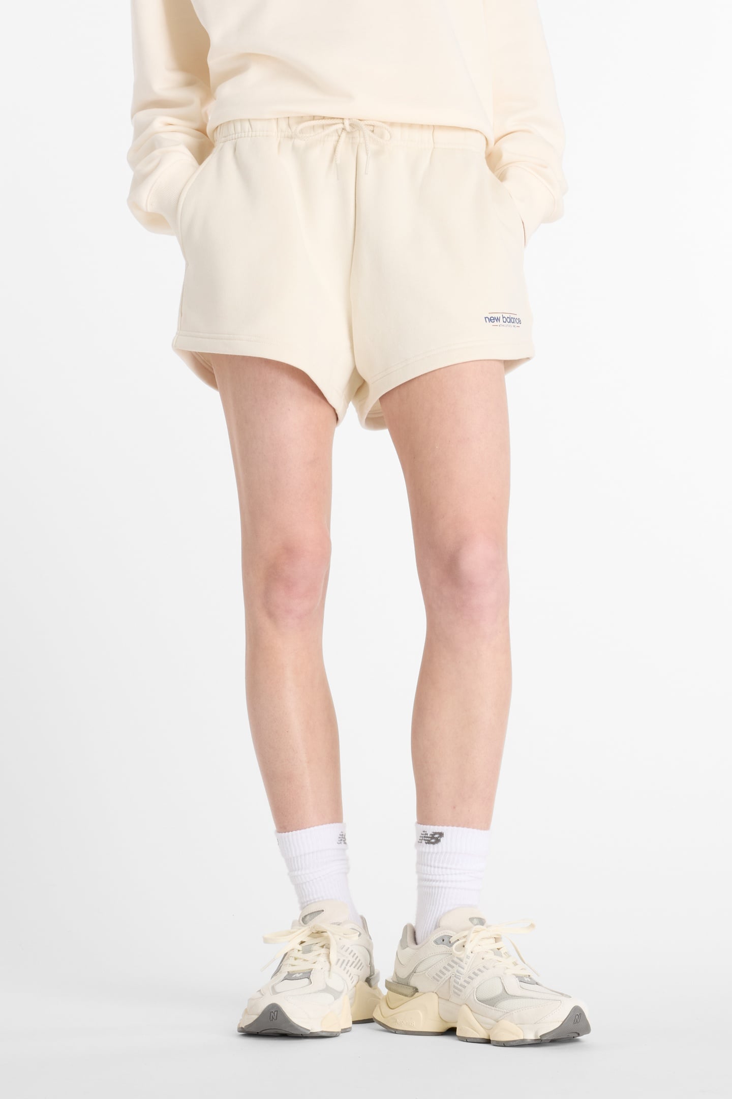 REIMAGINED FLEECE SHORT LINEN 1
