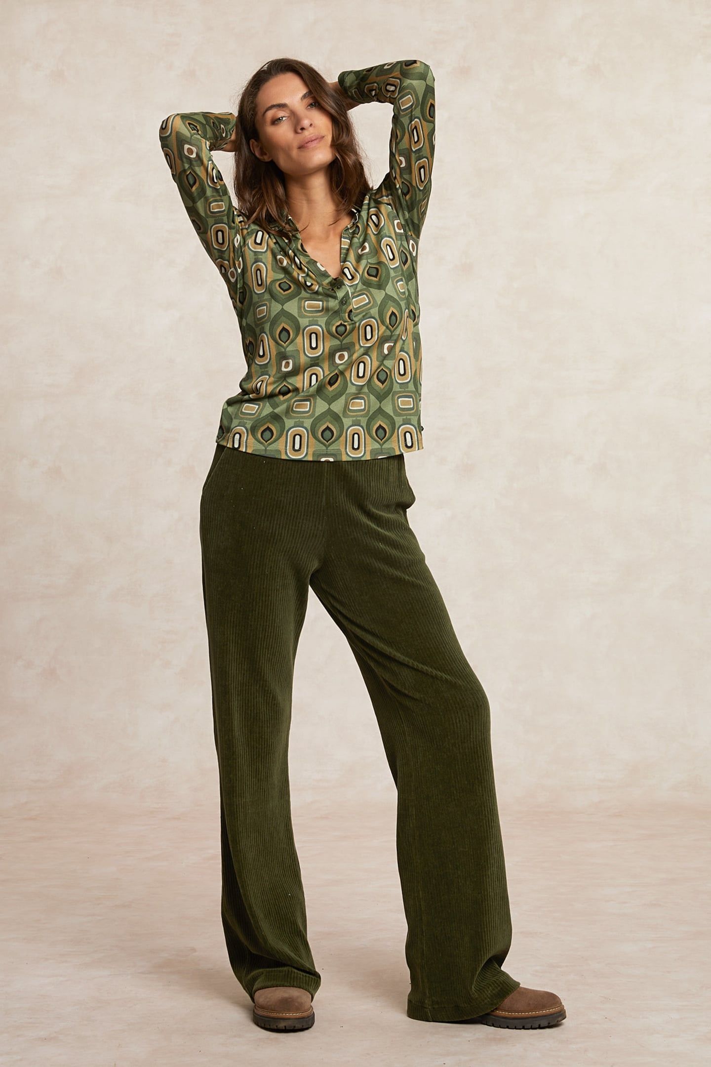 JERSEY FANTASY V-NECK BLOUSE KHAKI/BROWN 1
