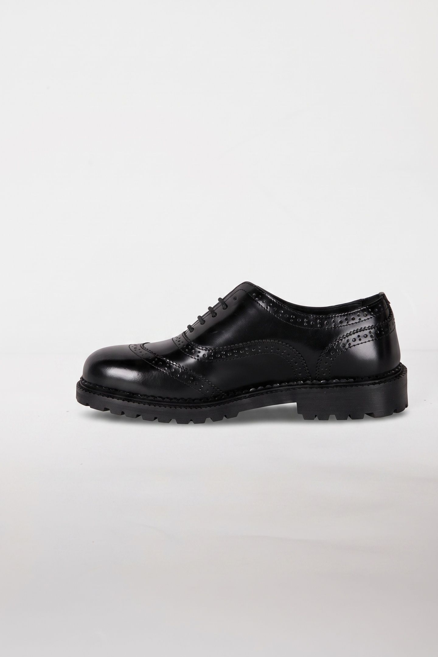 JOELLE MENS DRESSED BLACK 4