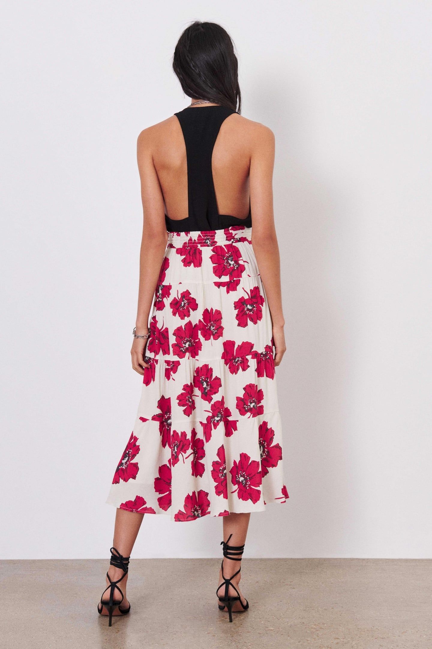 MID-LENGTH SKIRT ROUGE 2