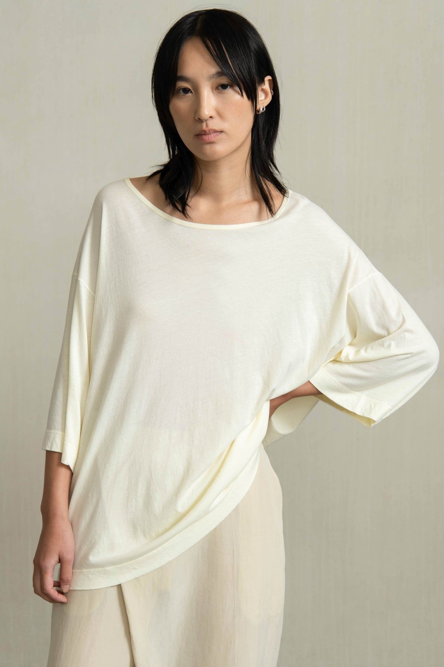 BILLY LIGHT YELLOW 1