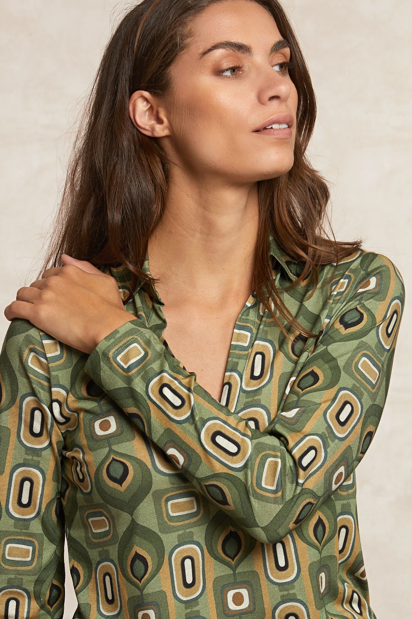 JERSEY FANTASY V-NECK BLOUSE KHAKI/BROWN 3