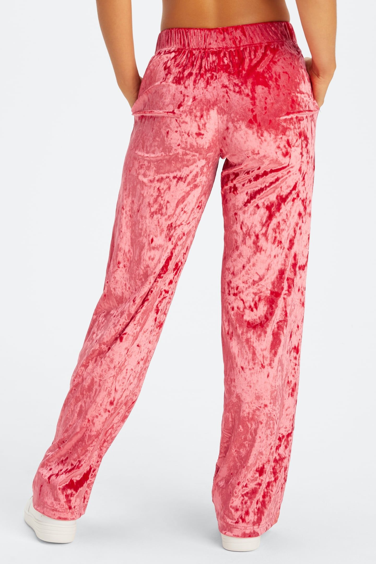 GO-TO CRUSHED VELOUR WIDE LEG PANT STRAWBERRY RED 3