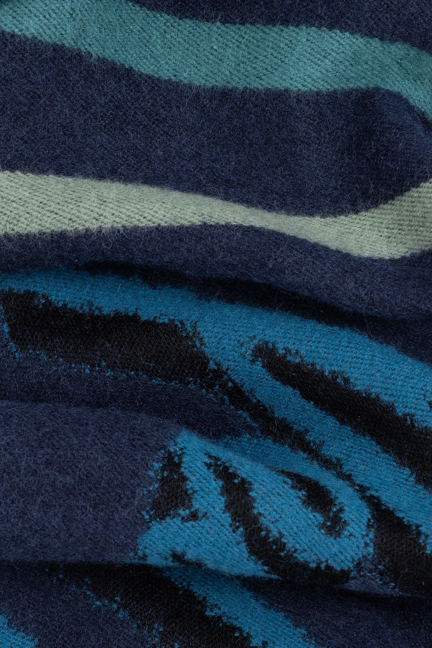 MEN SCARF LOGO JACQUARD NAVY 7