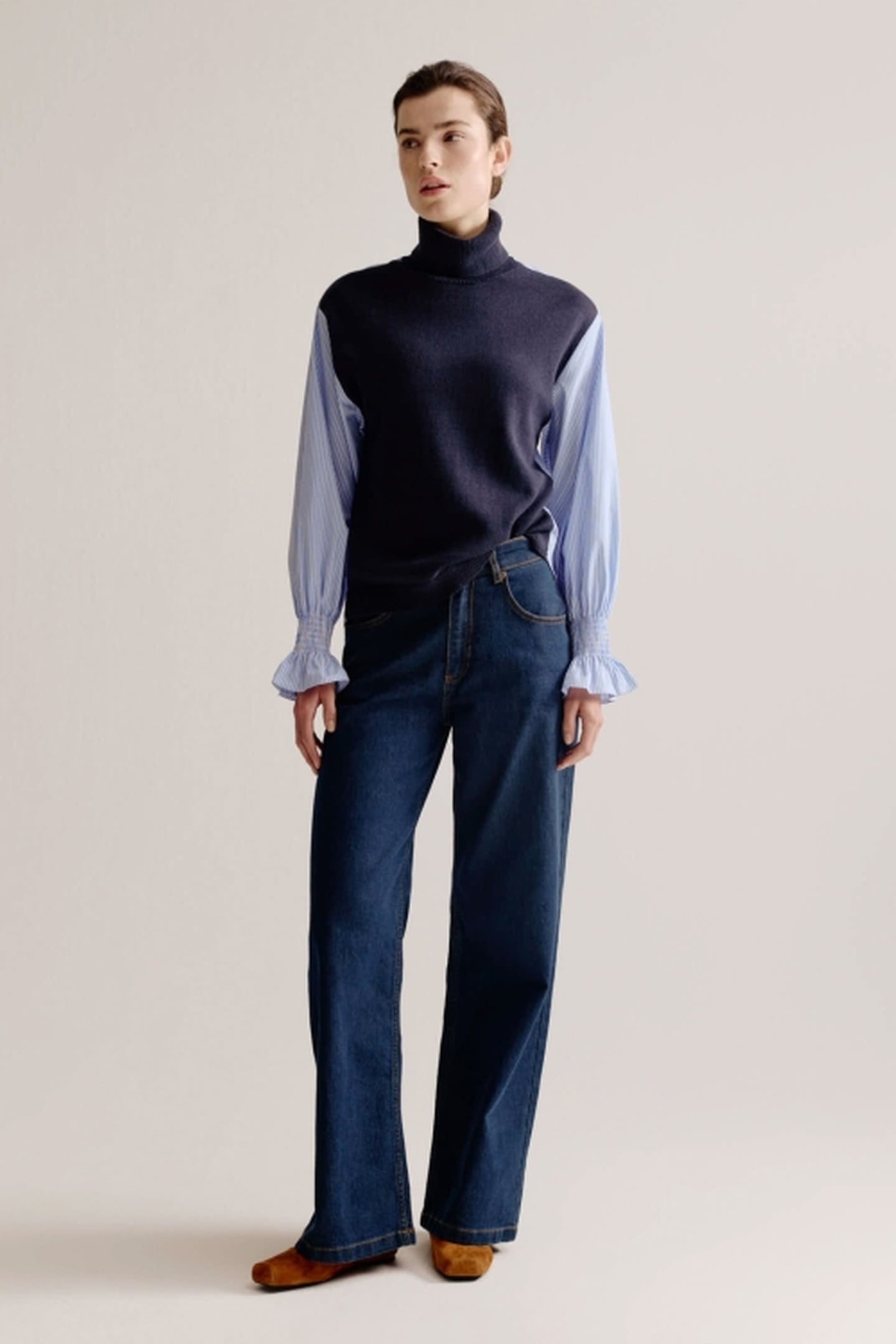 LEO SWEATER LIGHT BLUE STRIPE 2