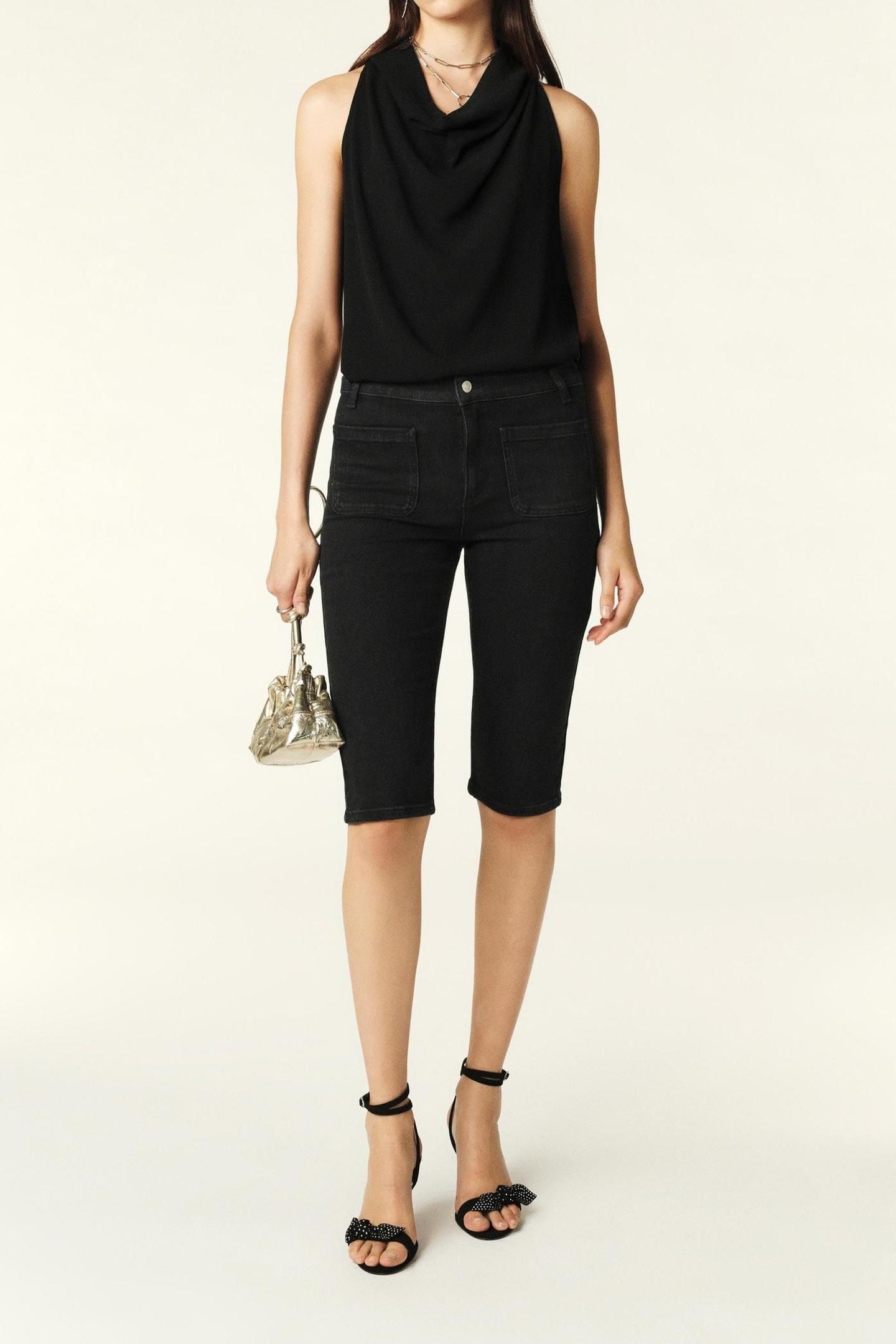 SLEEVELESS TOP BLACK 4
