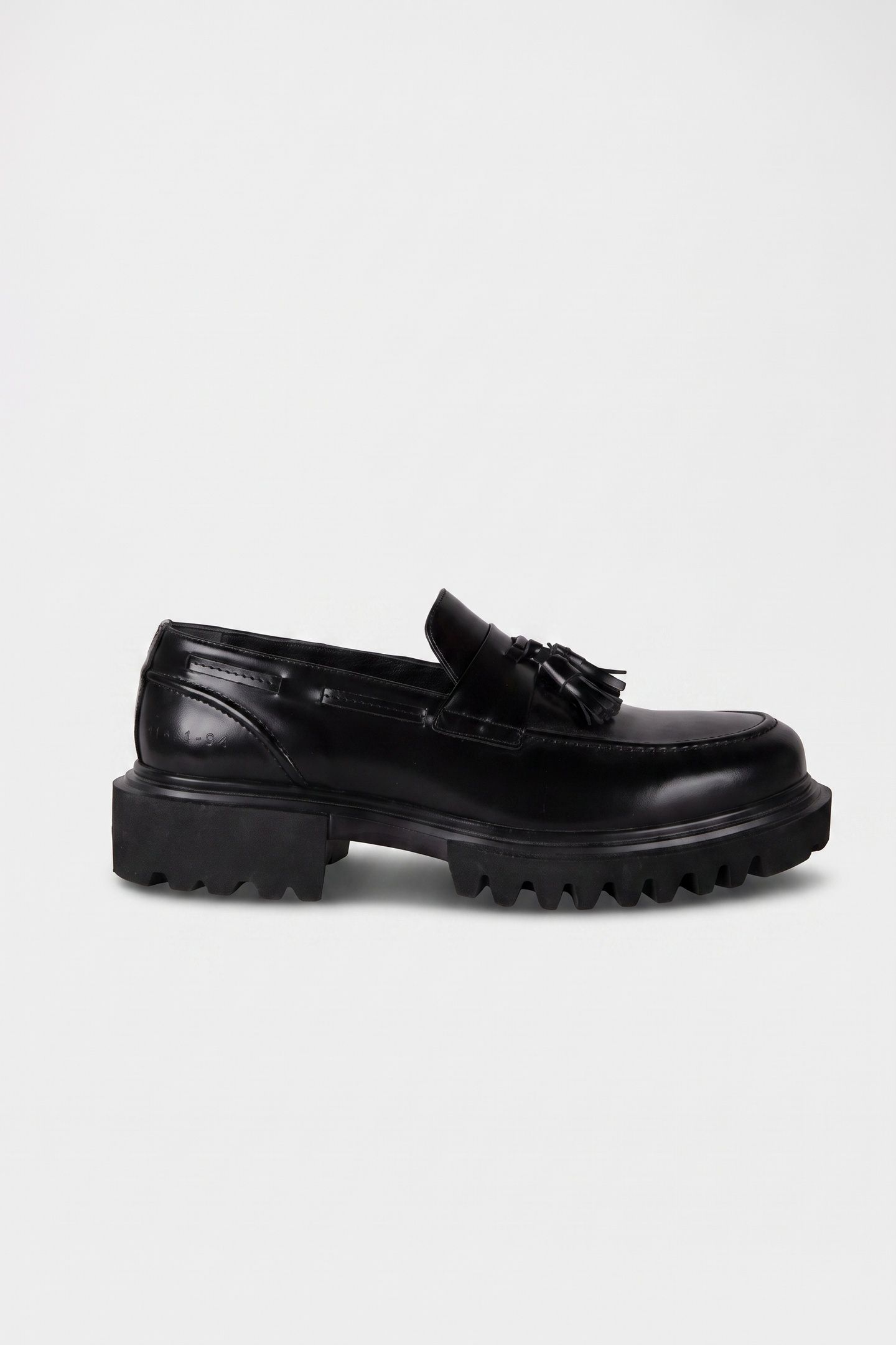 VINE LOAFER BLACK 1