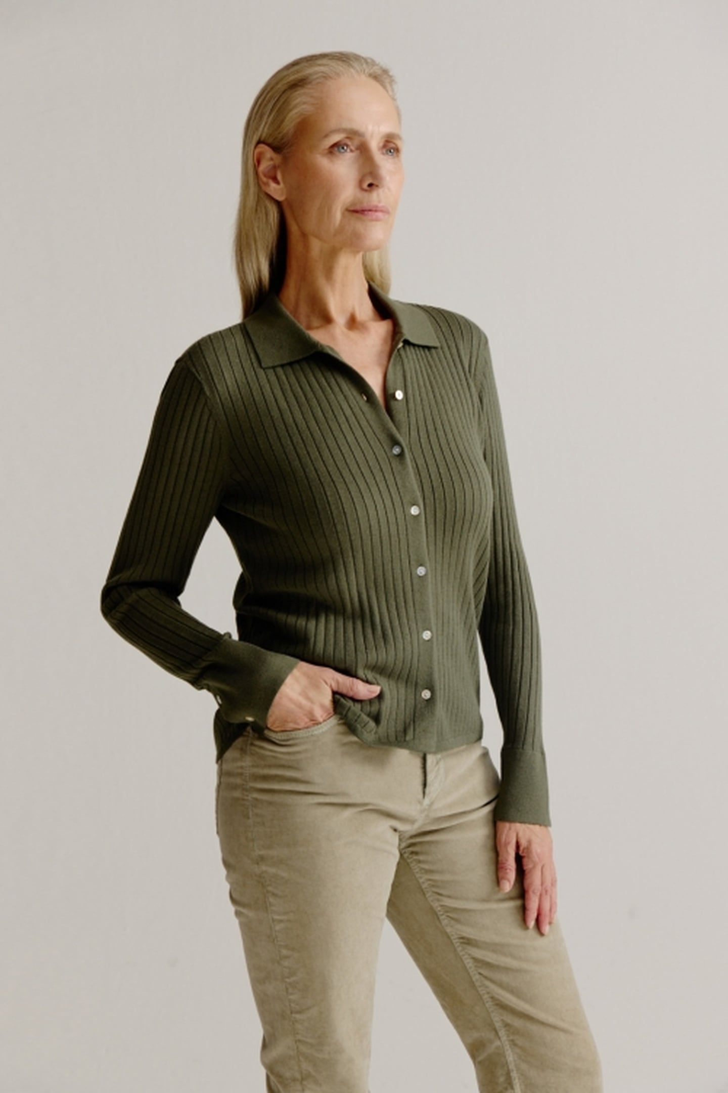 LILA CARDIGAN PESTO 1