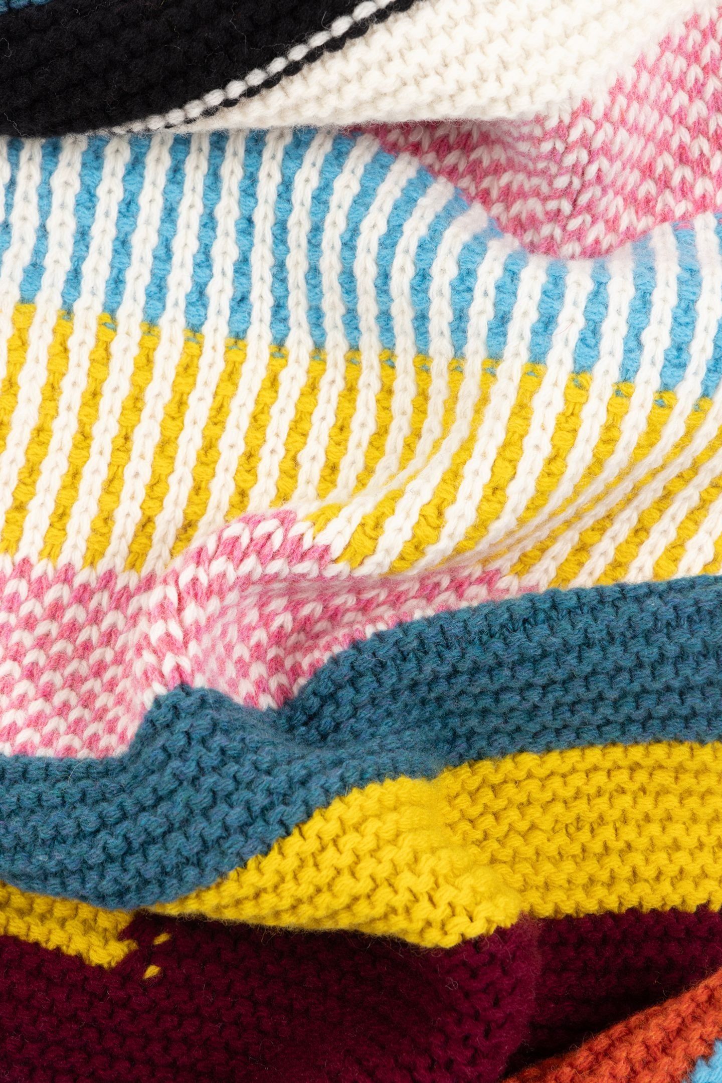 WOMEN SCARF SIG MASH UP MULTI COLOURED 4