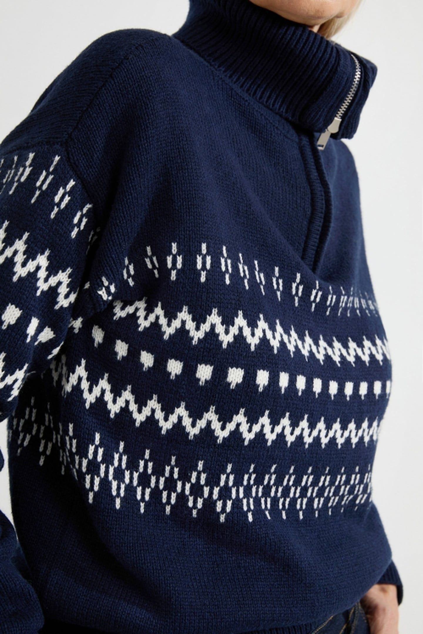 ALANA SWEATER NAVY PRINT 4