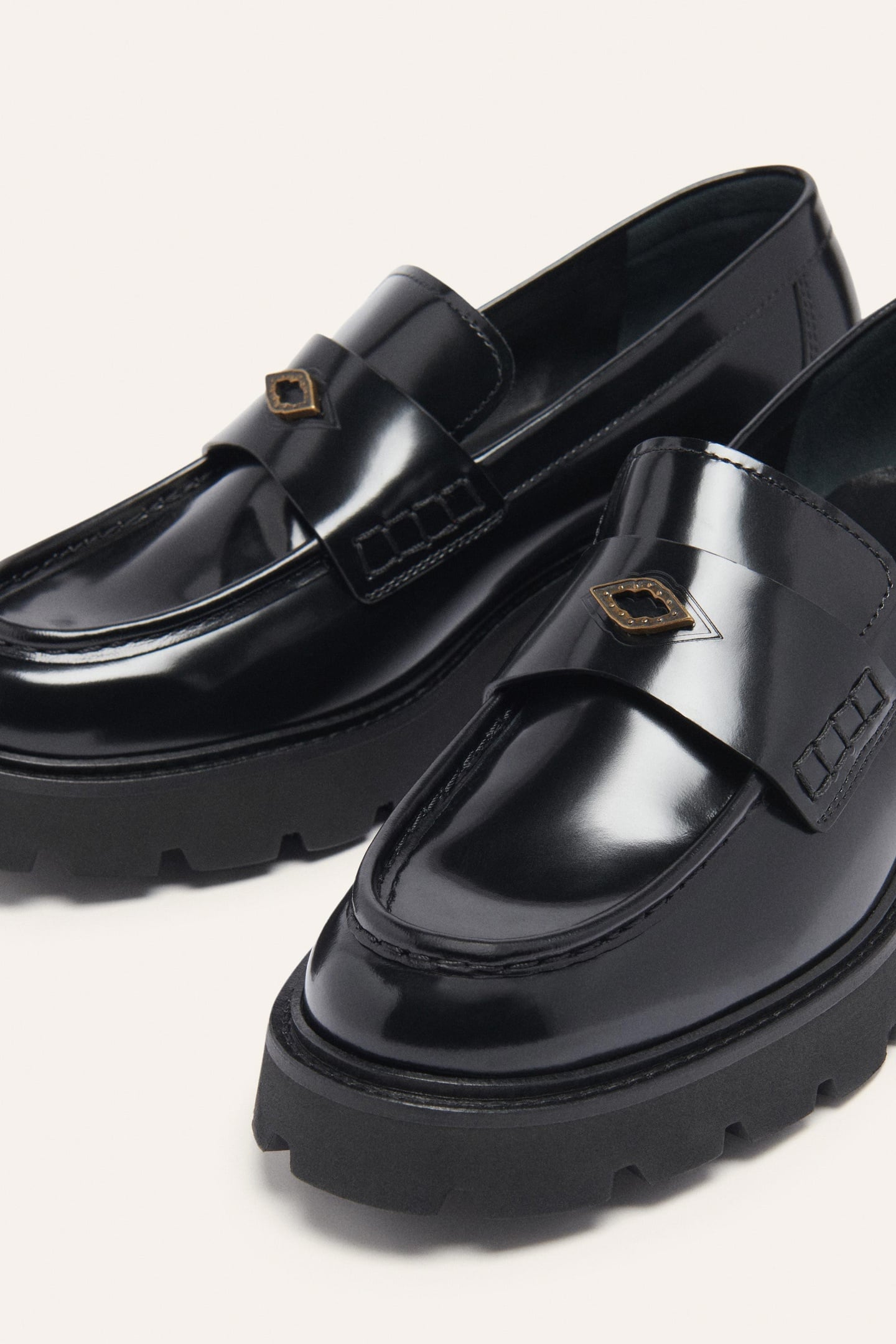 MOCASSIN BLACK 5