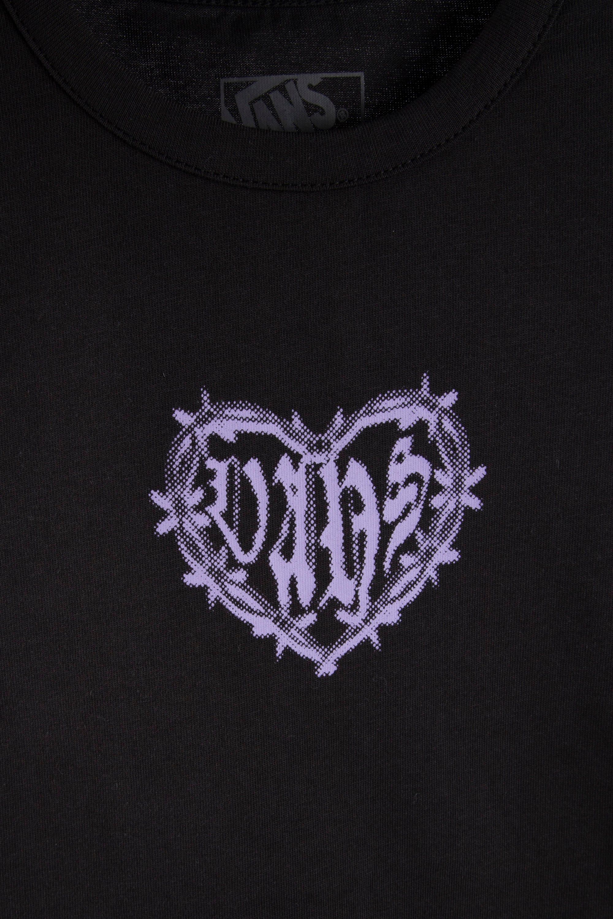 BARBED HEART W TEE BLACK 4