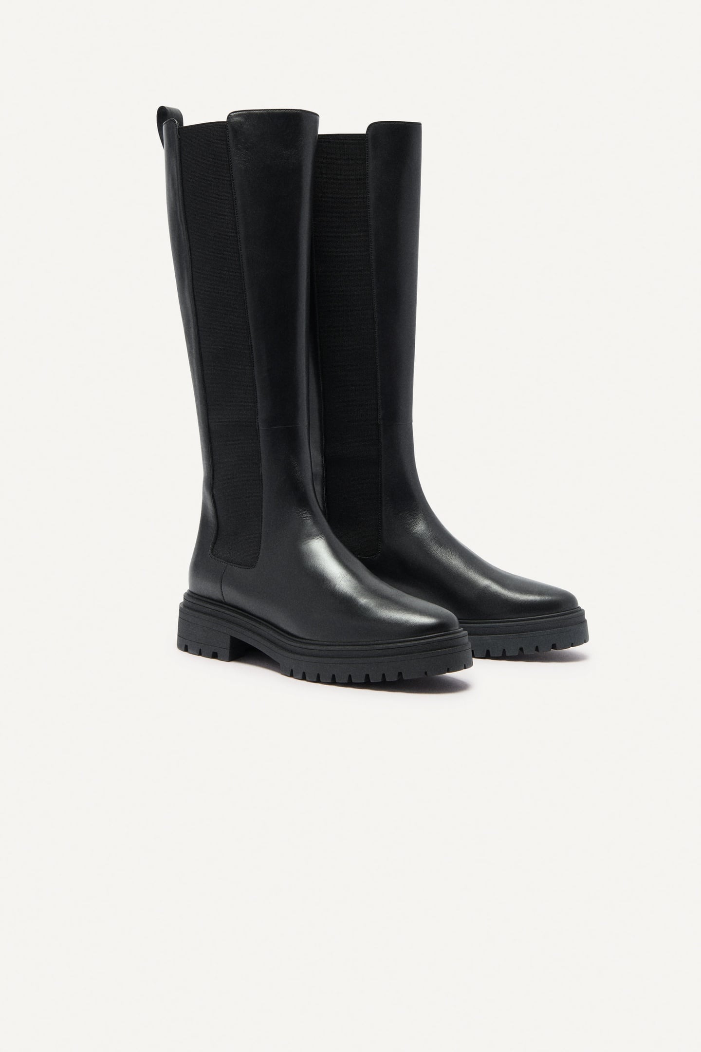 BOOTS BLACK 2