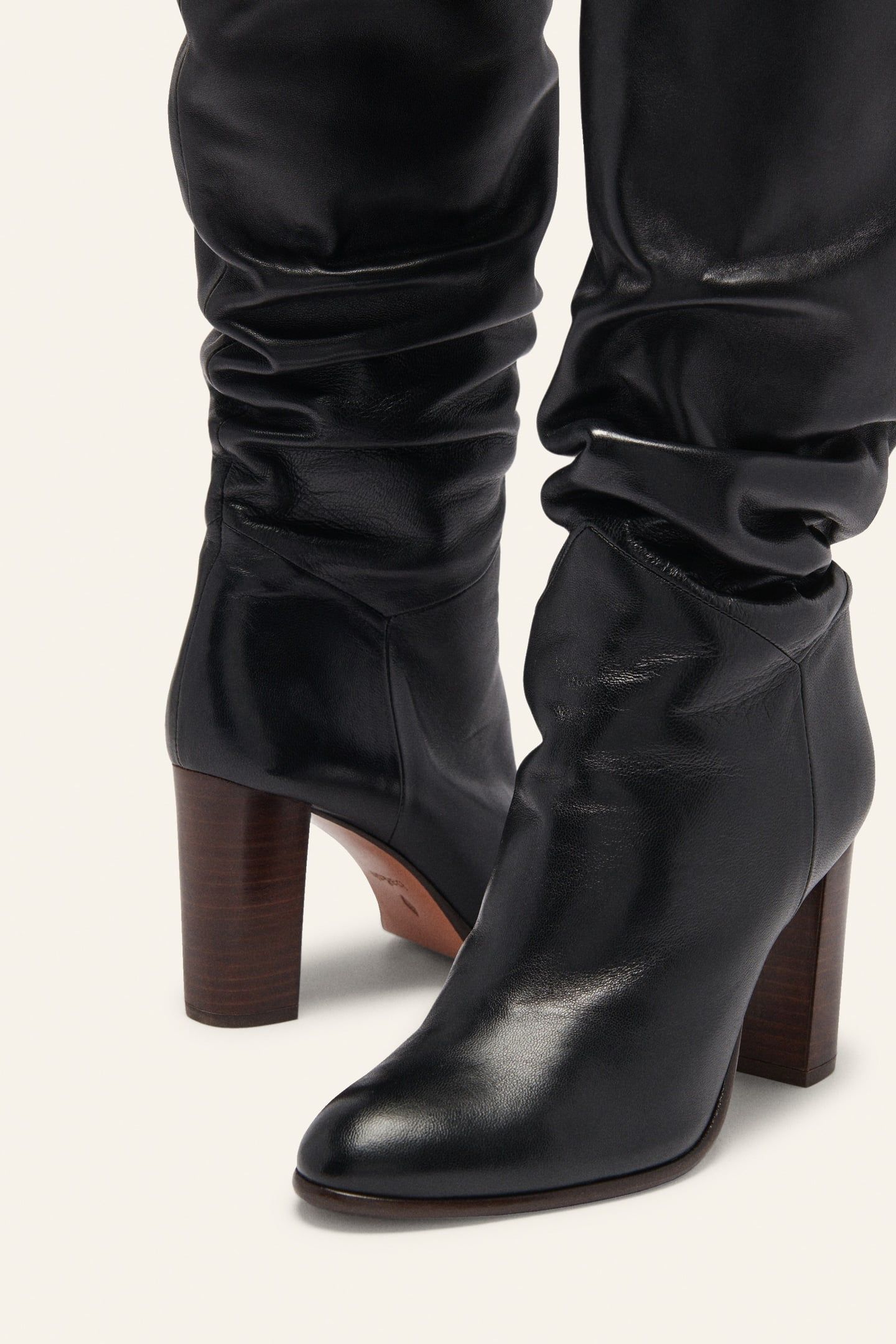 BOOTS BLACK 3
