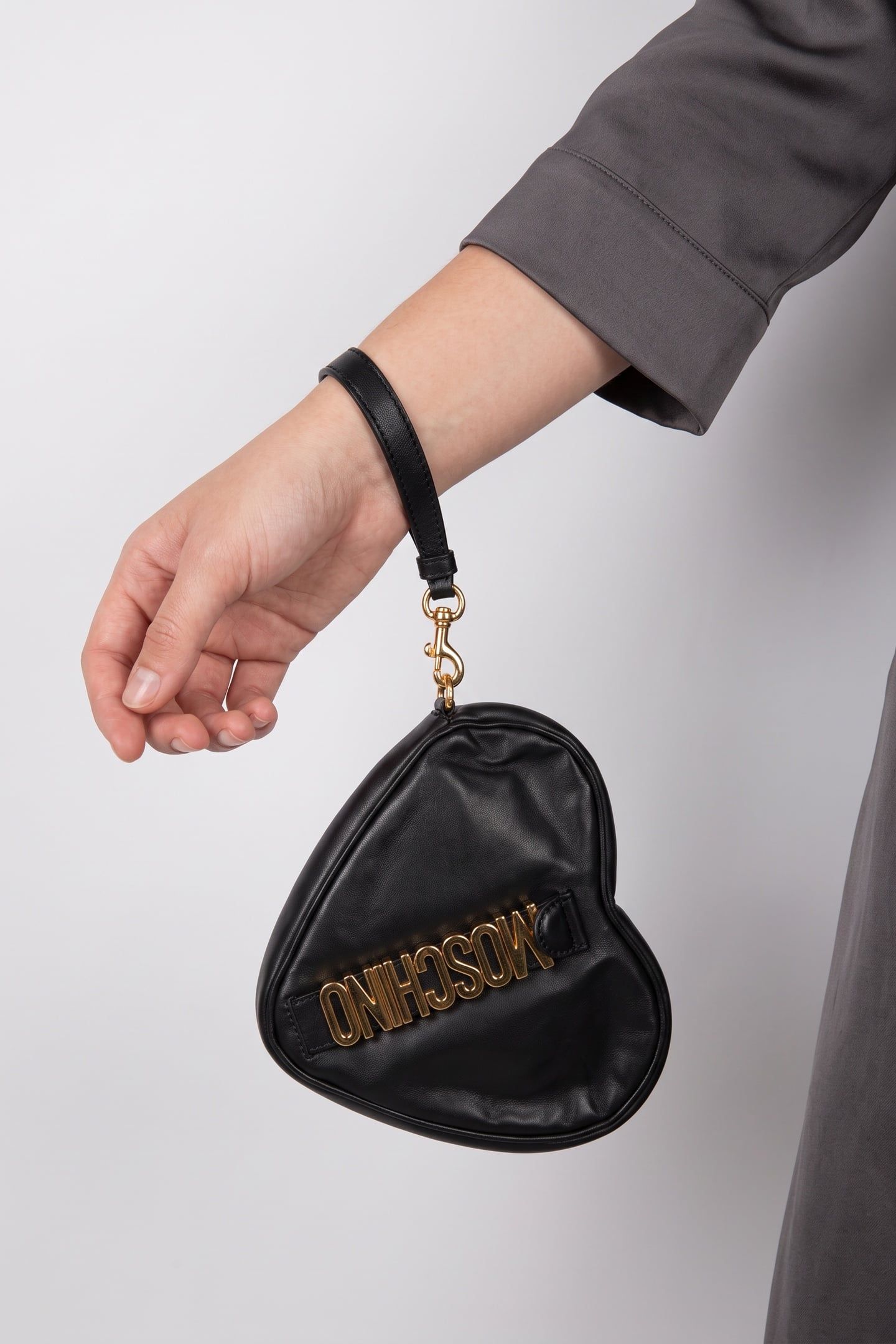 HEART BAG IN CALFSKIN MOSCHINO BELT BLACK 4