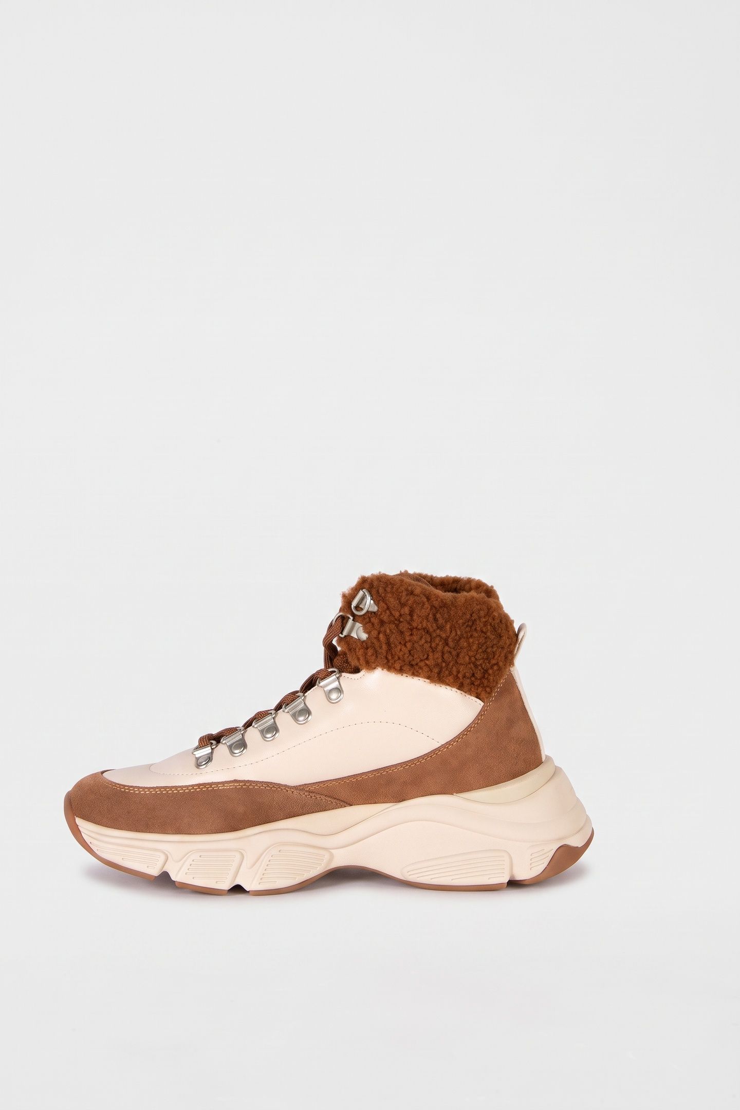 SNEAKERS BEIGE 4