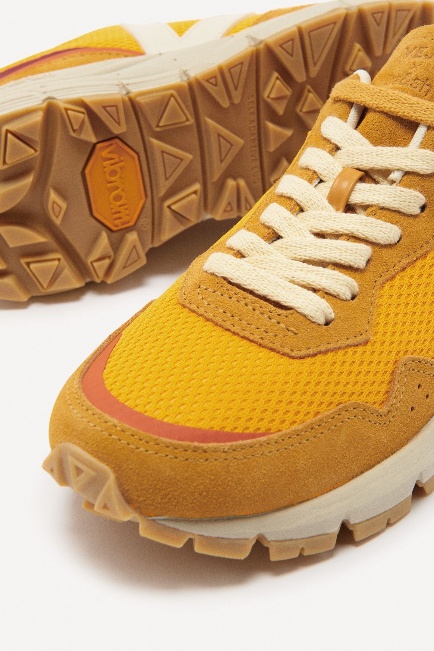 SNEAKERS JAUNE 4