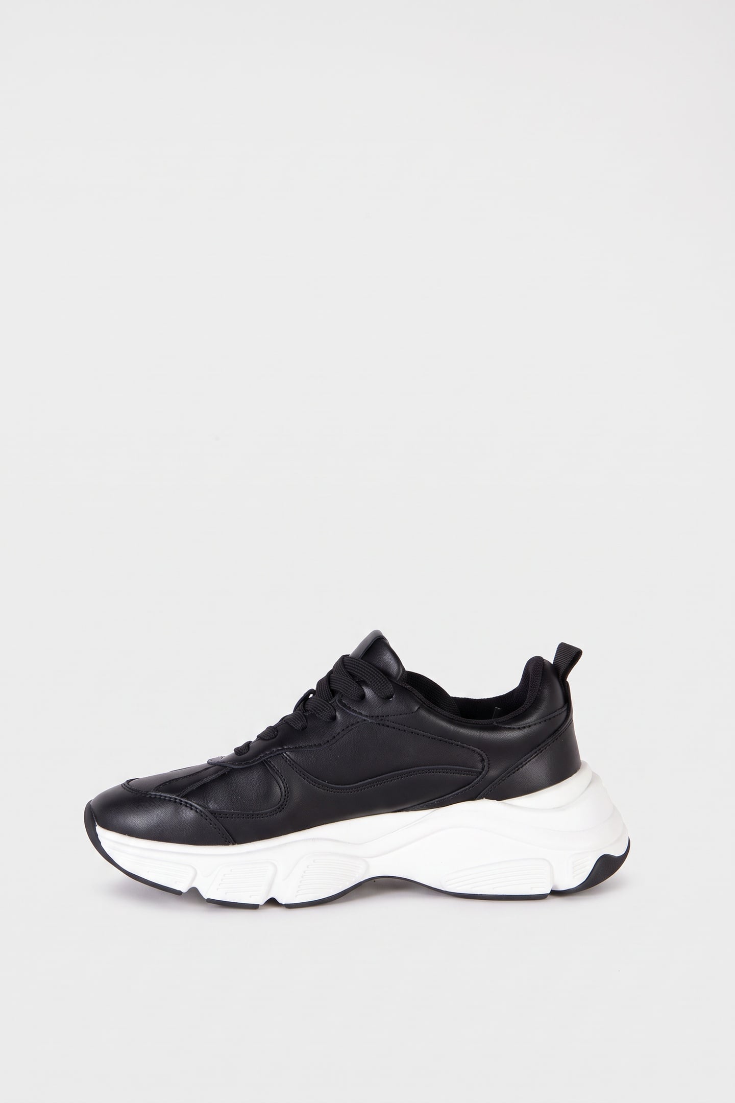 SNEAKERS BLACK 4