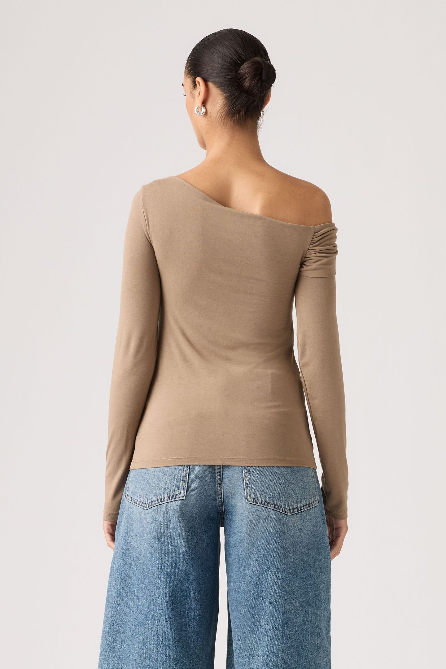 CLARA OFF SHOULDER LONG SLEEVE TOP 2