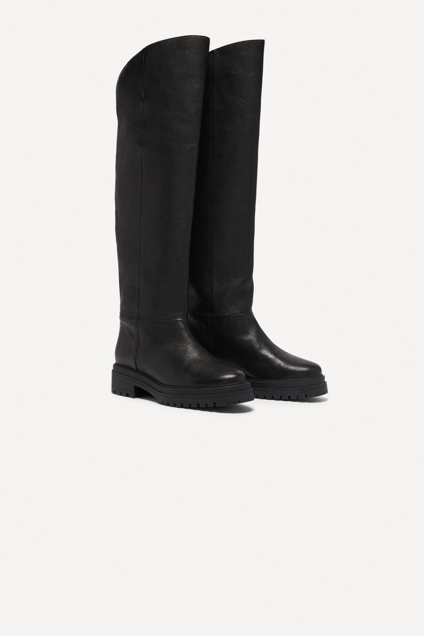 BOOTS BLACK 3