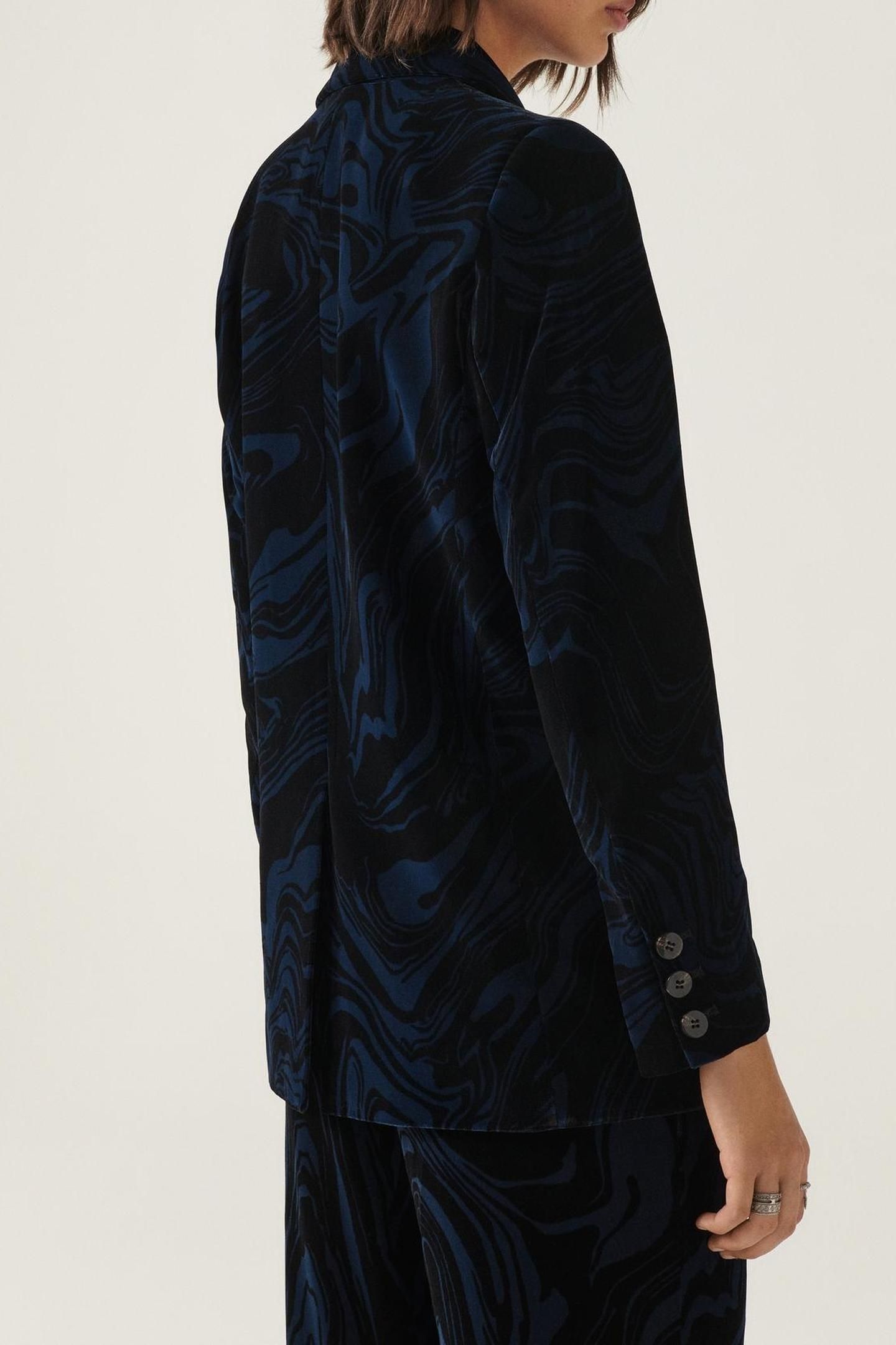 SOFT JACKET BLACK 2