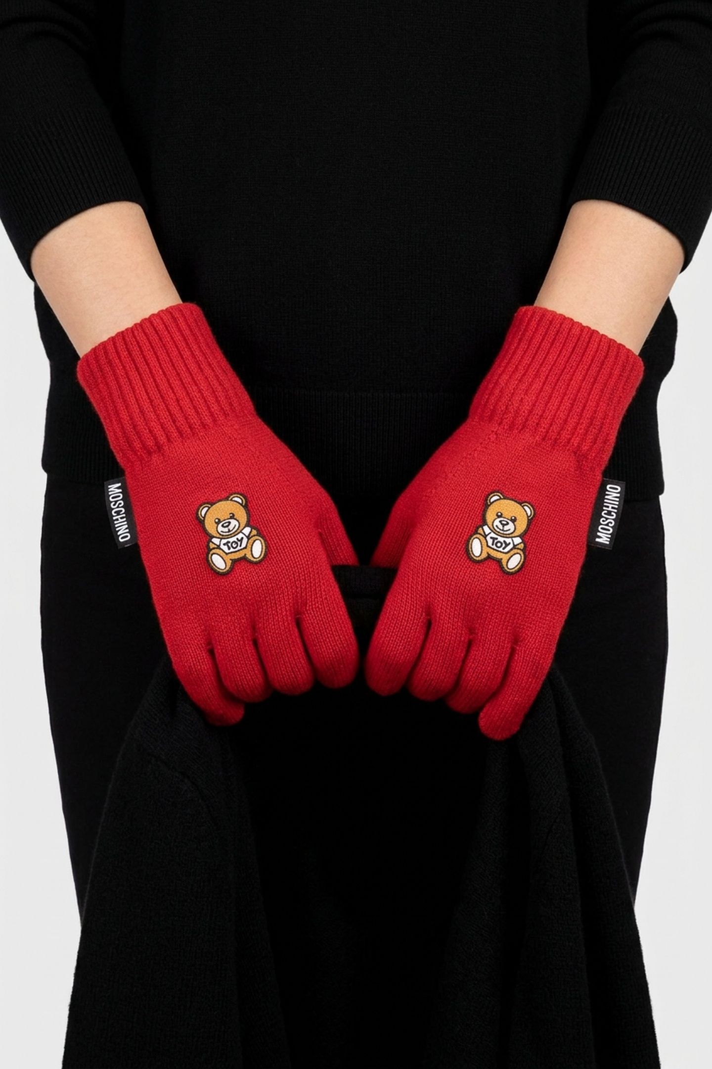 GLOVES RED 3