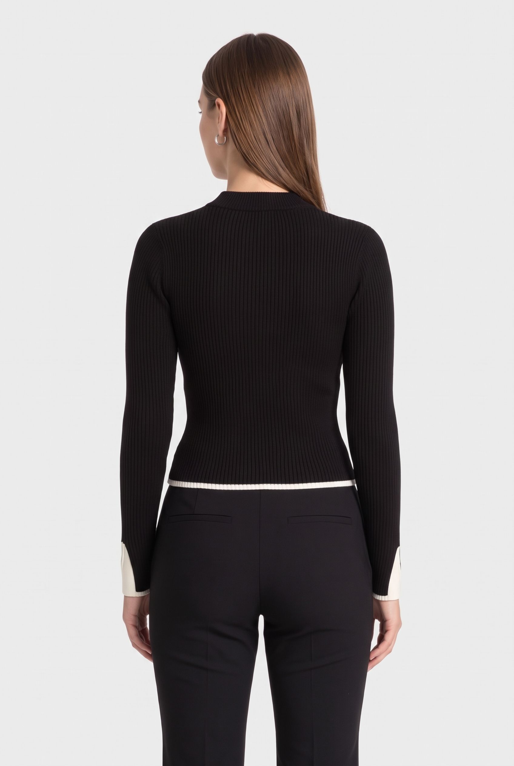 KLJ MOCK NECK SWEATER BLACK 2