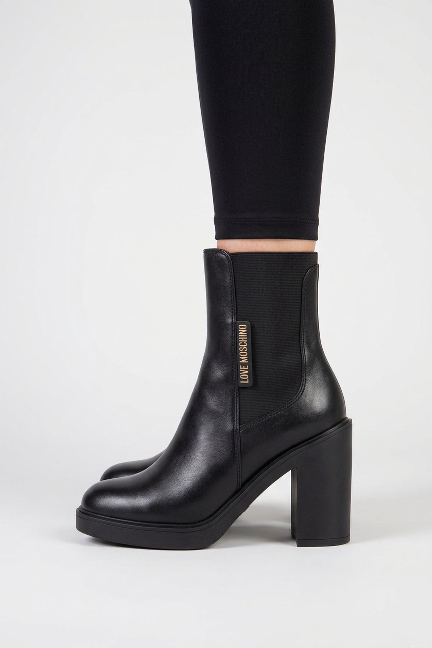BOOTS BLACK 3