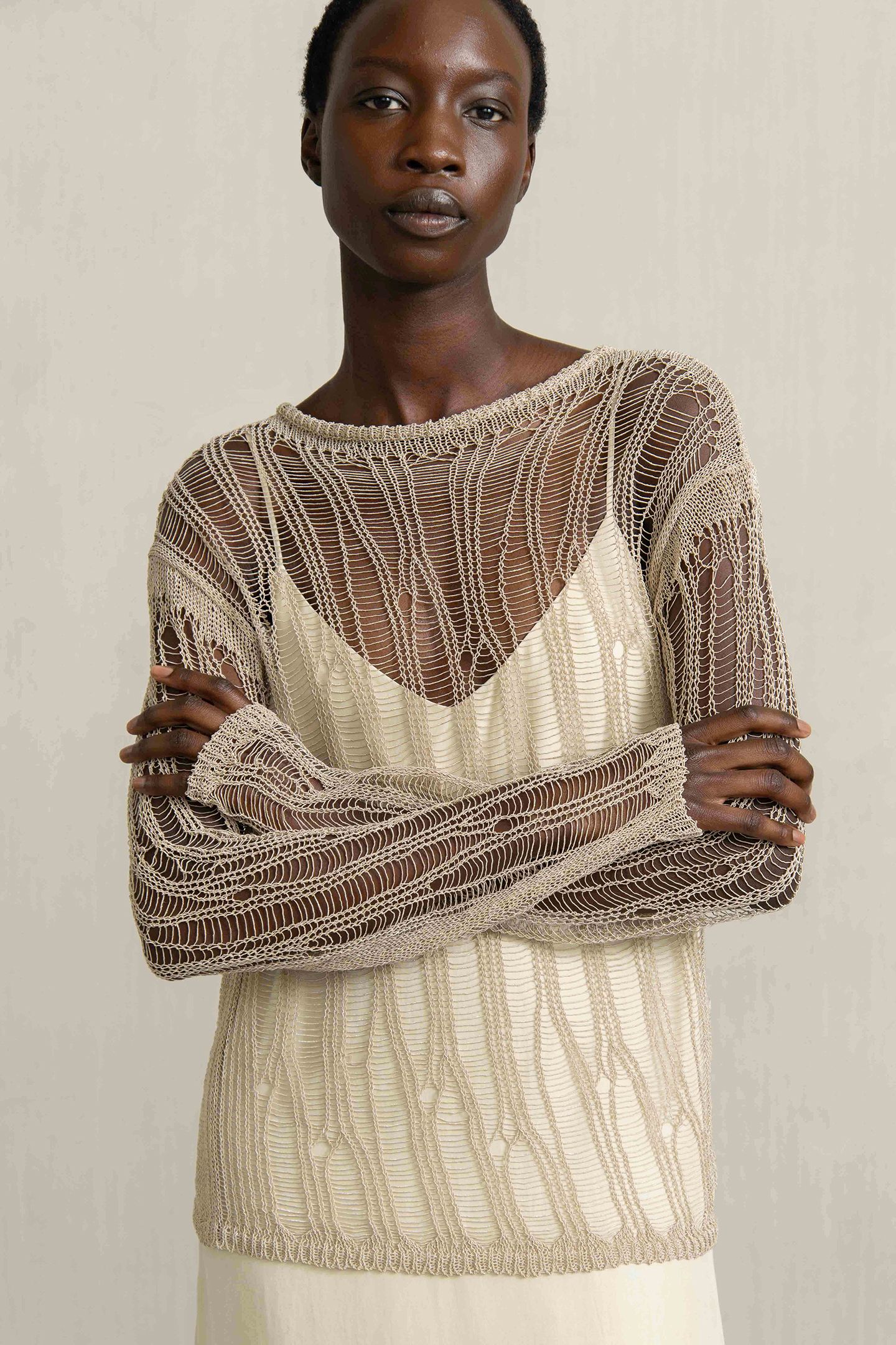 THIARA BEIGE 1