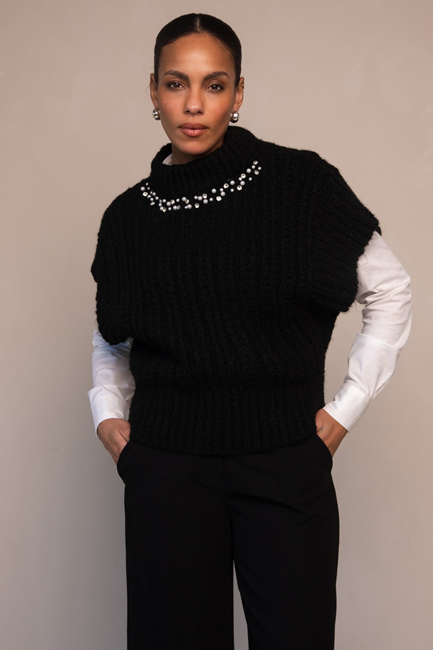 KALISTA PULLOVER BLACK 1