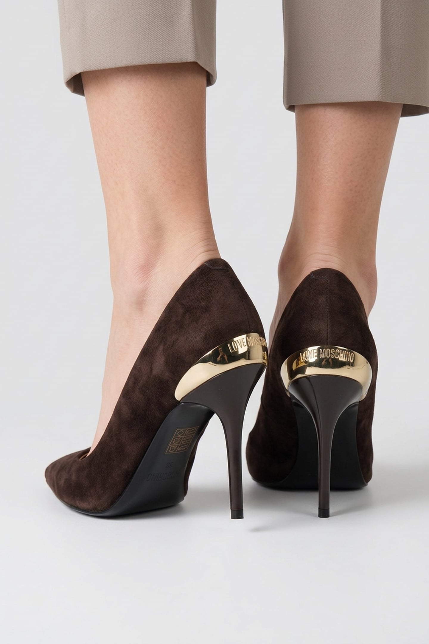 SUEDE PUMPS BROWN 3