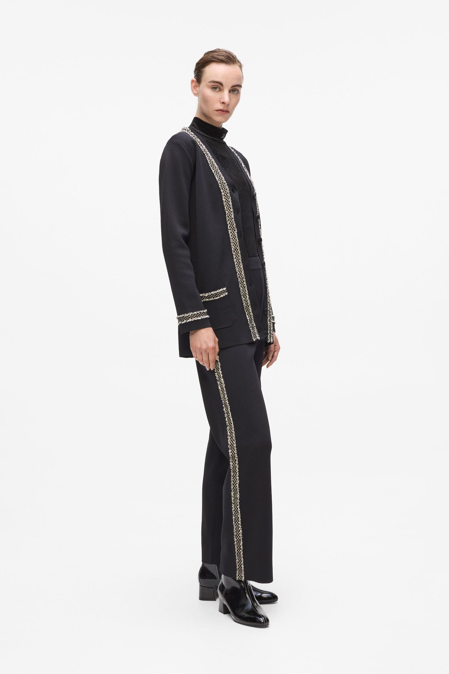 BOUCLE DETAIL KNIT PANTS BLACK 3