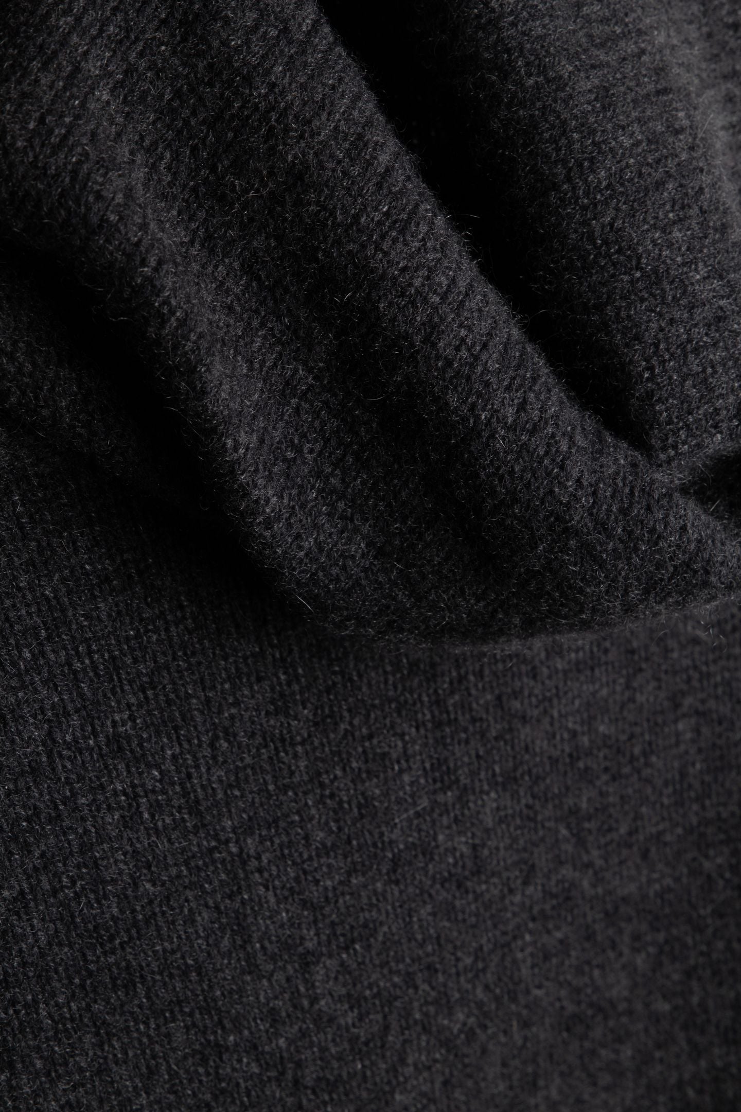 ARUN JUMPER CHARCOAL GREY 4