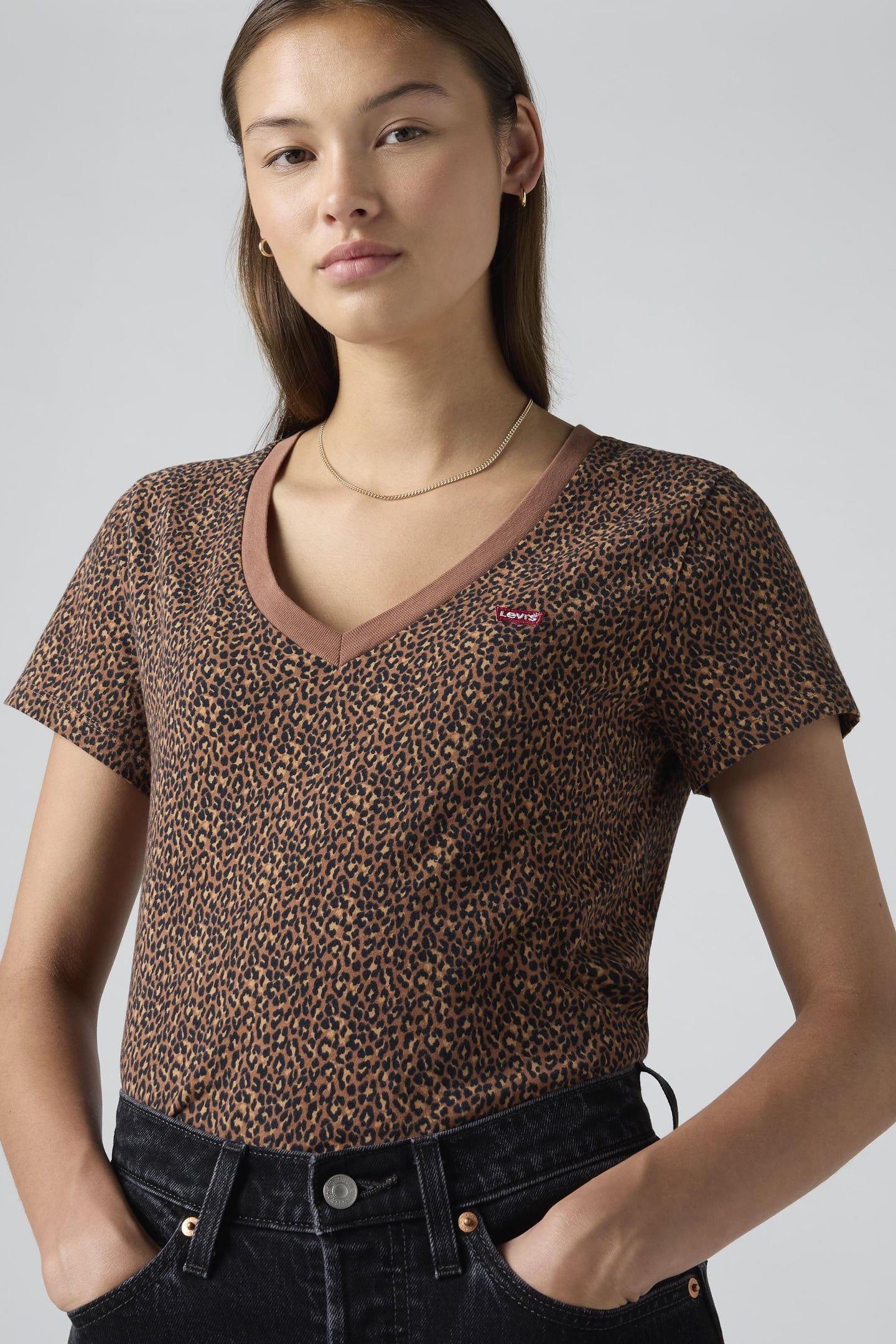PERFECT V-NECK TEE 4