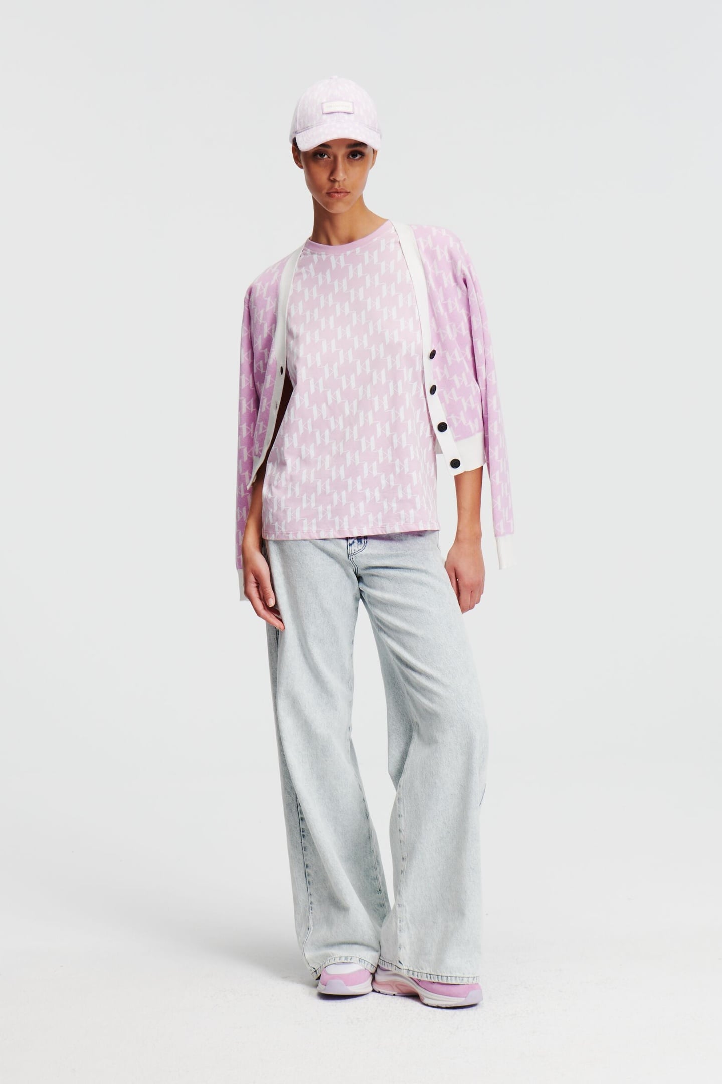 KL MONOGRAM SHORT CARDIGAN MONOGRAM ORCHID BOUQUET 3