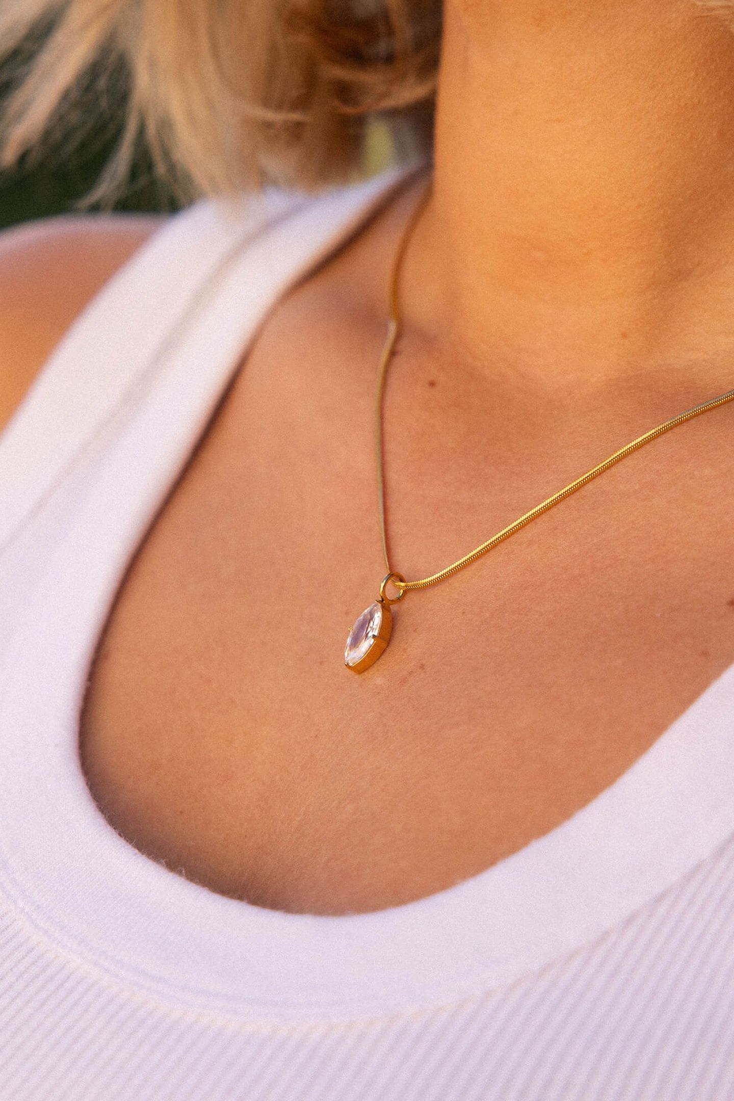 GLOSSY CHARM GOLD 3