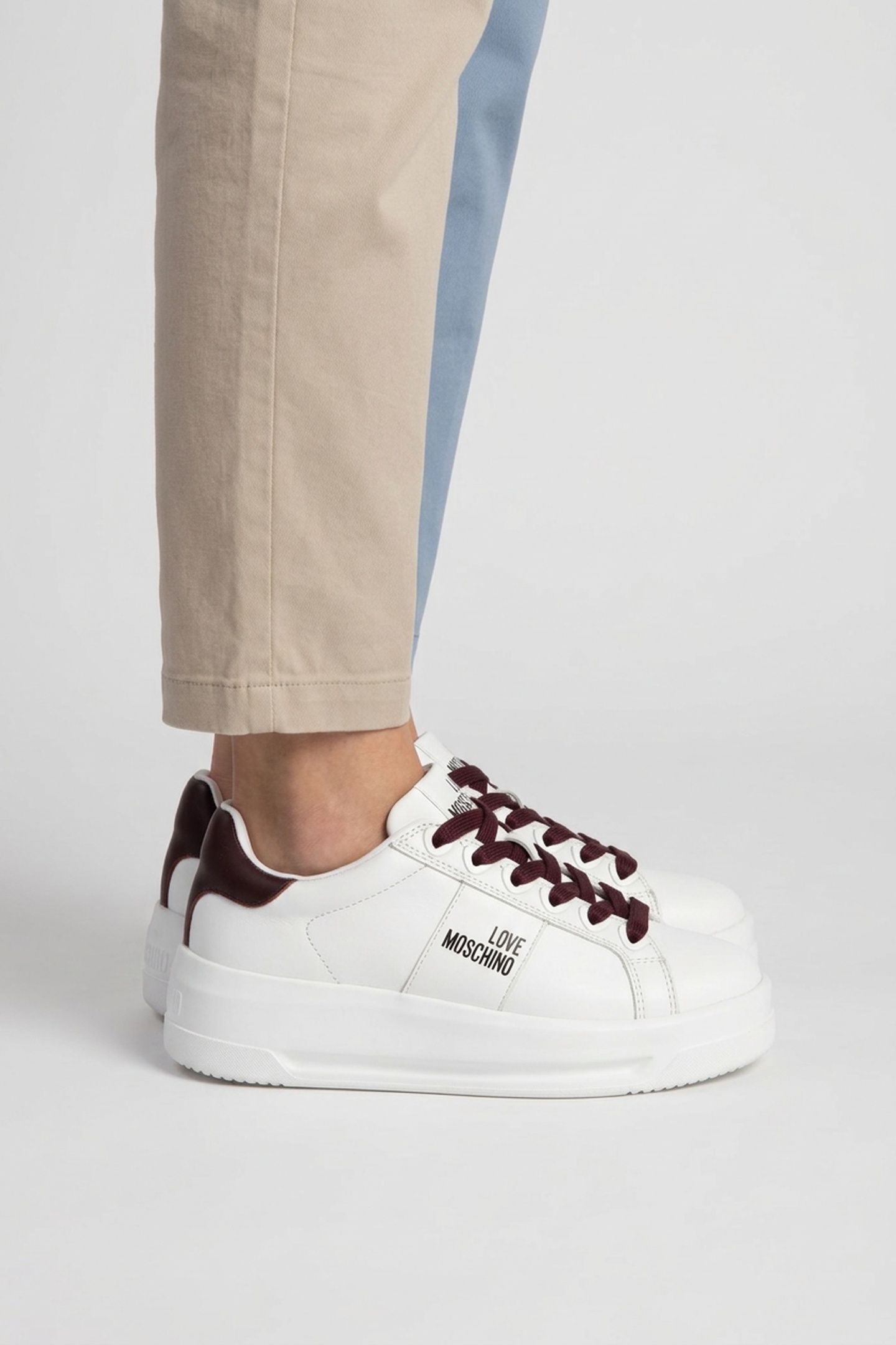 SNEAKERS WHITE 2