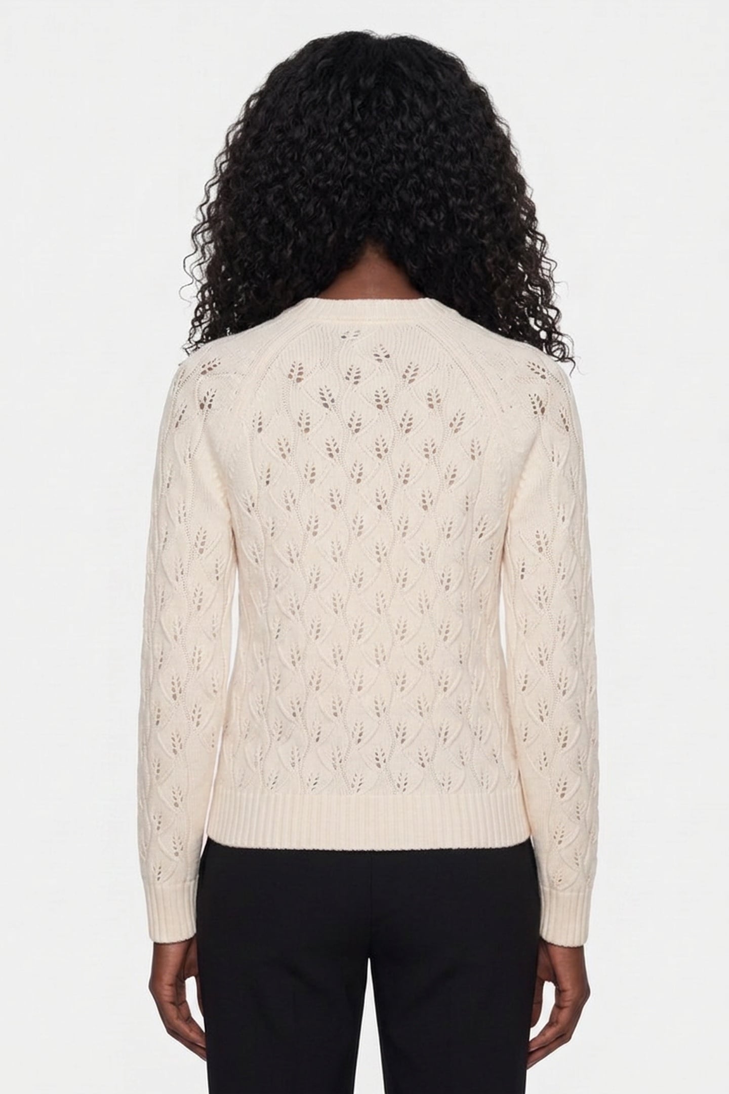 KNITWEAR WHITE 3