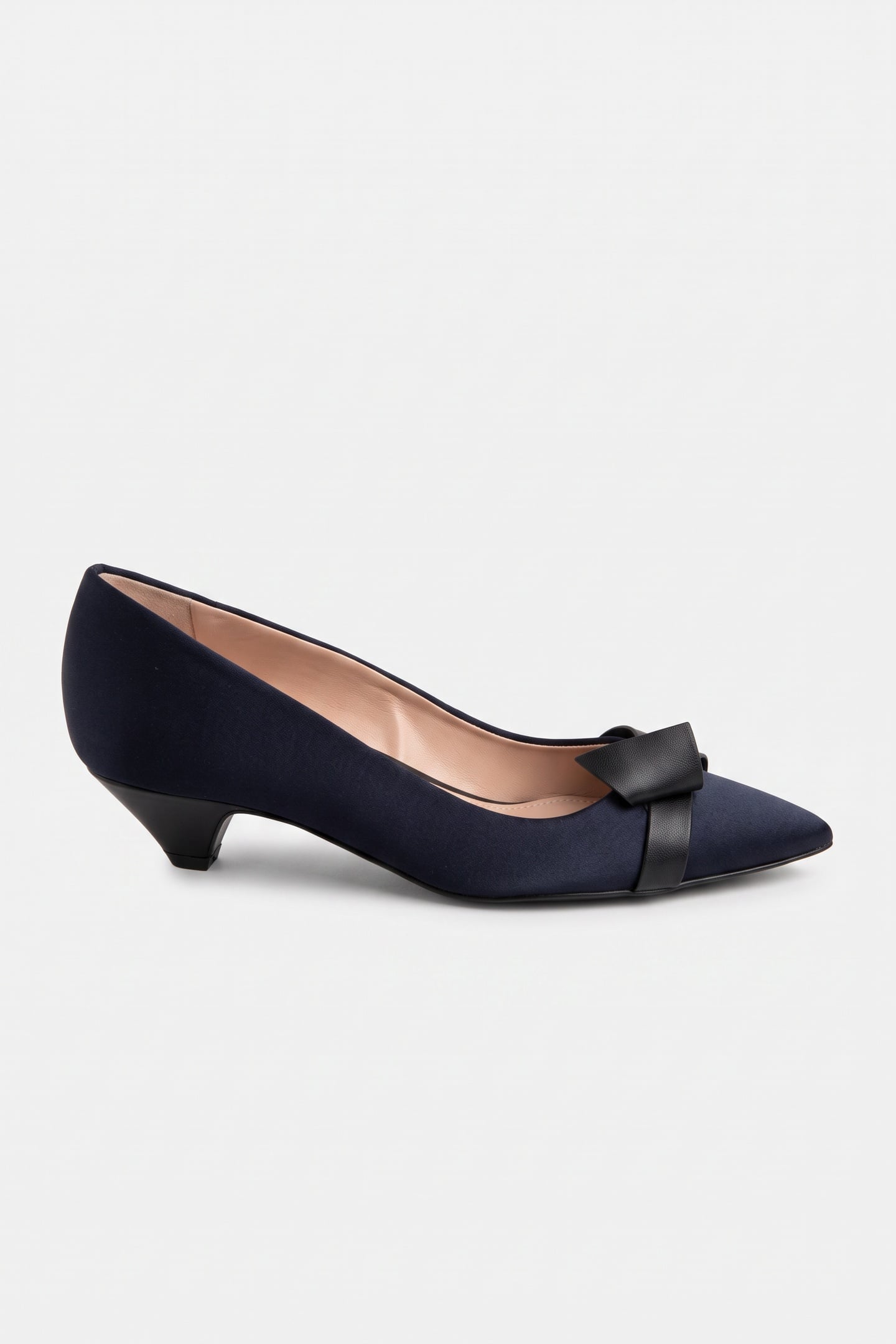 PUMP BLACK 1