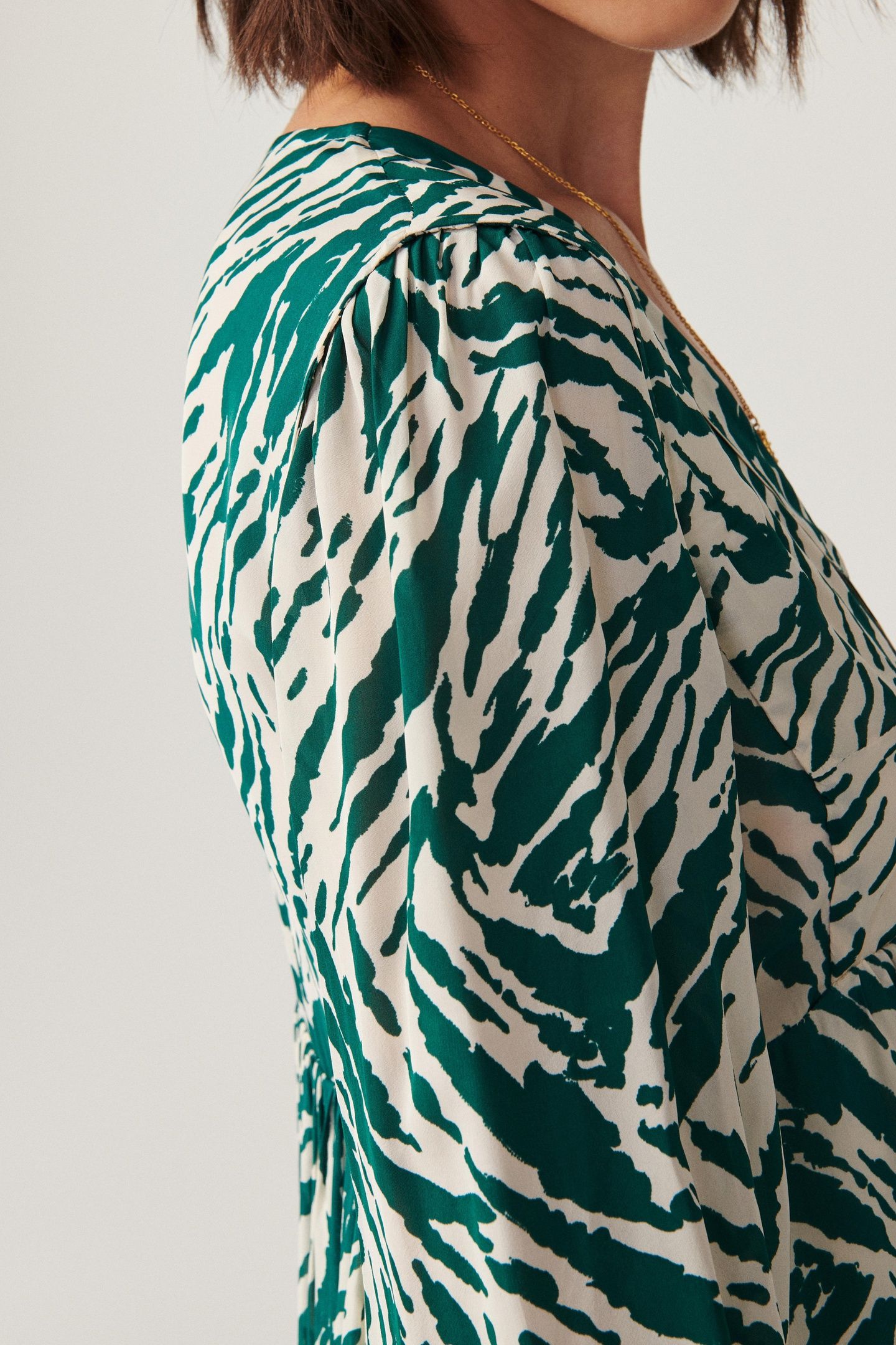 MID-LENGTH DRESS VERT 6